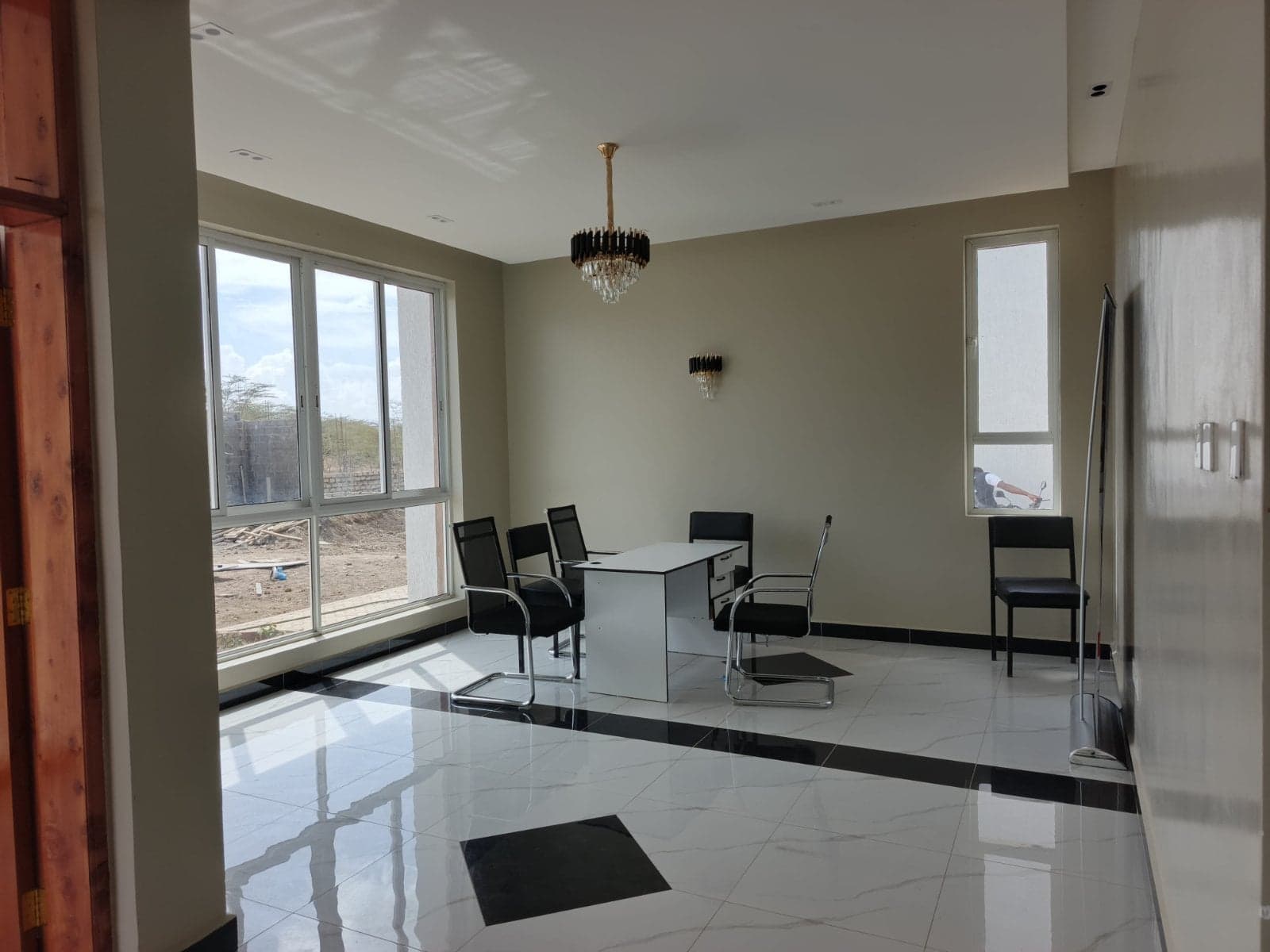 Property - Image 16