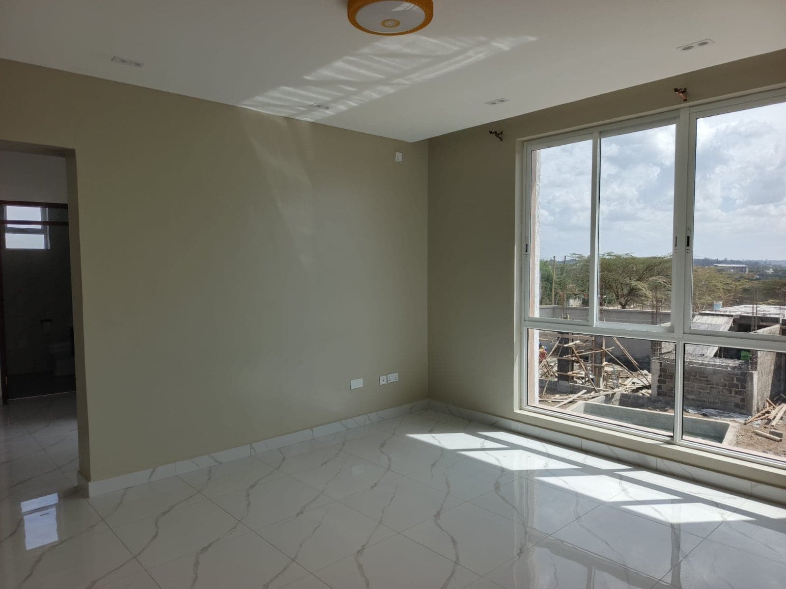 Property - Image 13