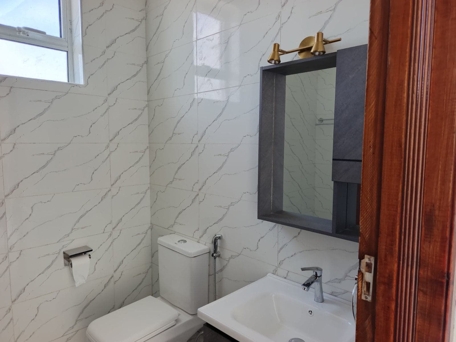 Property - Image 28