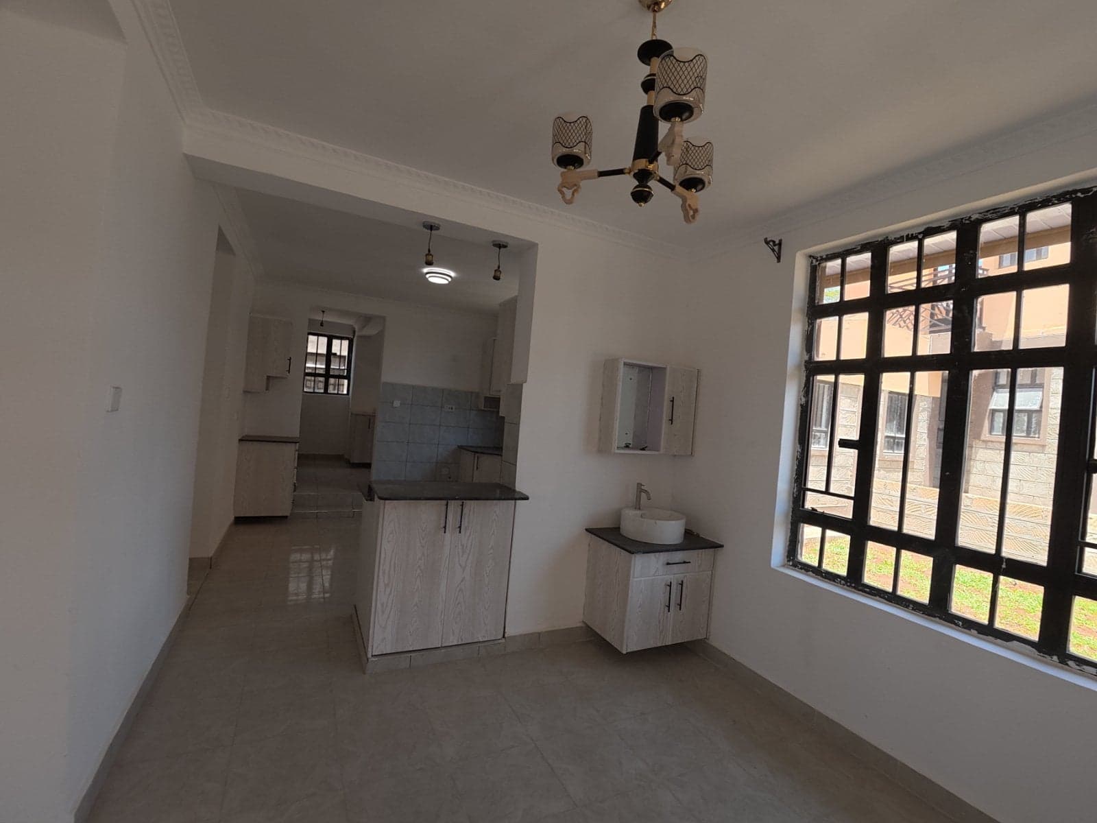 Property - Image 8