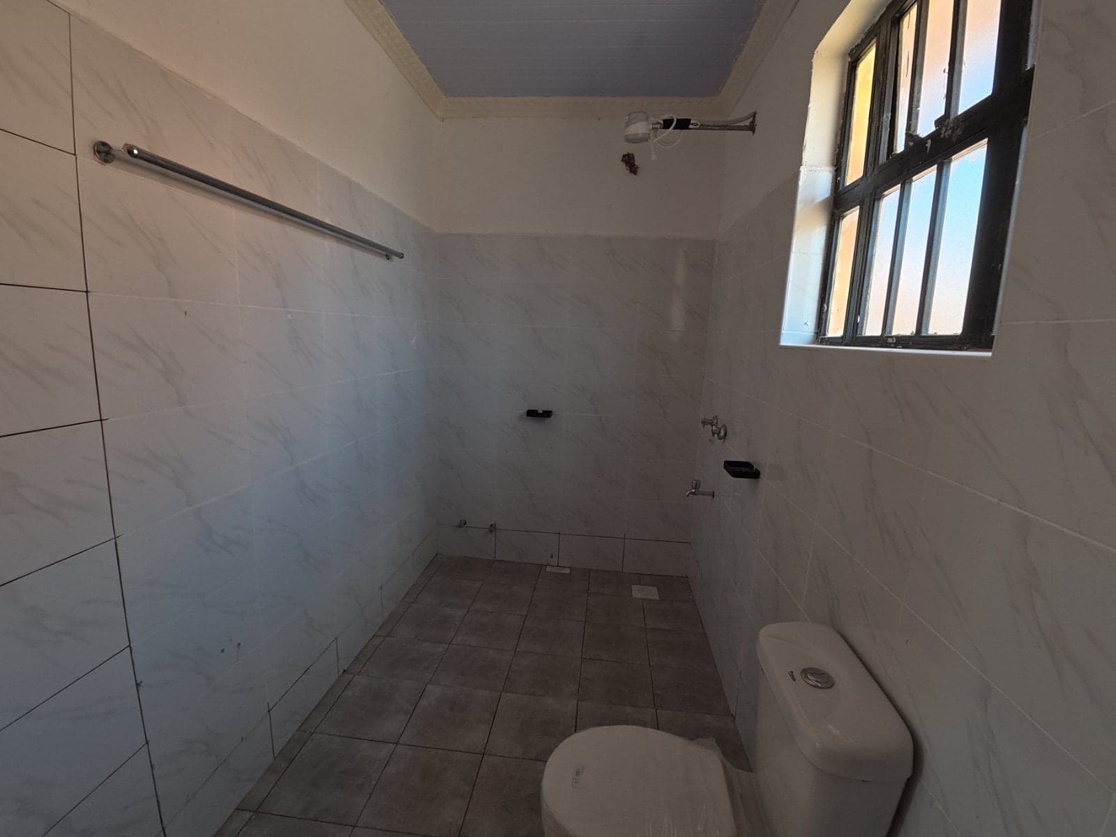 Property - Image 17