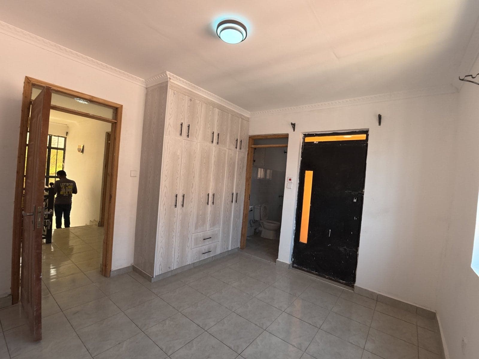 Property - Image 14