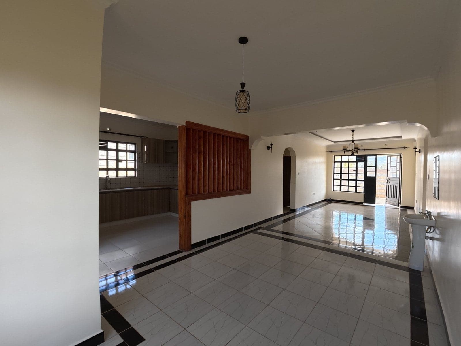 Property - Image 9