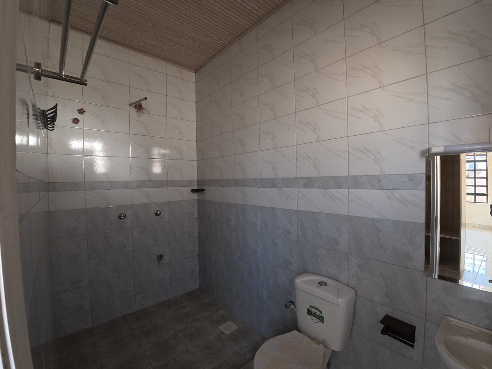 Property - Image 21
