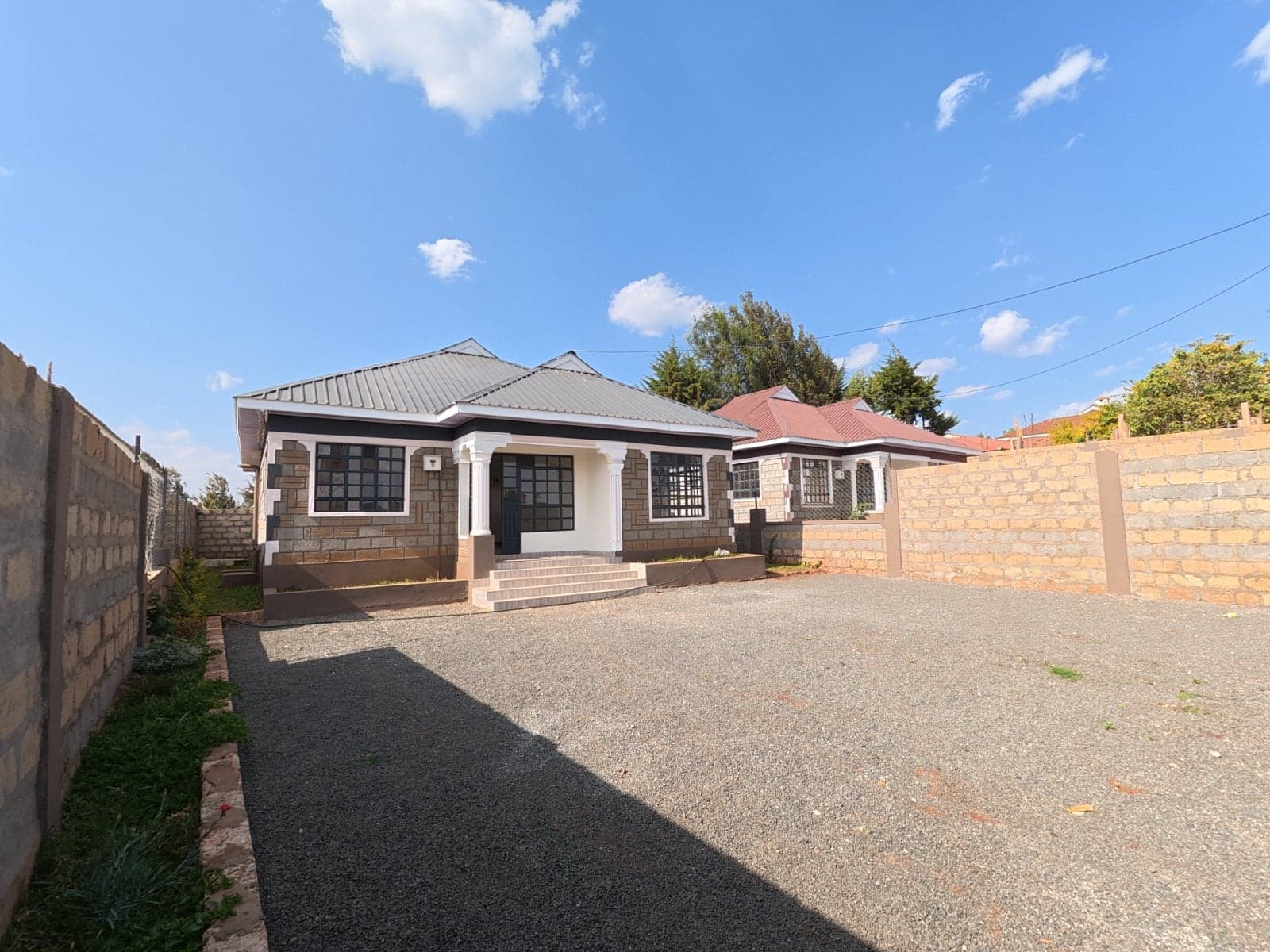 Property - Image 3