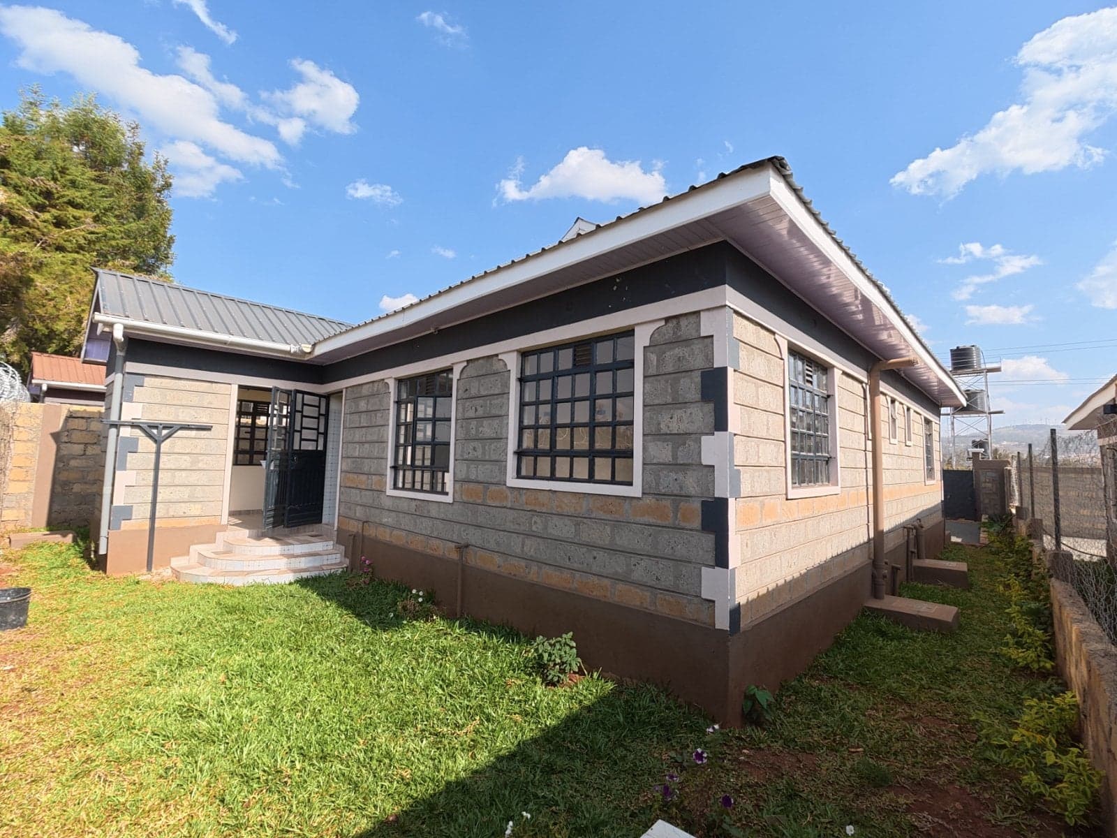 Property - Image 6
