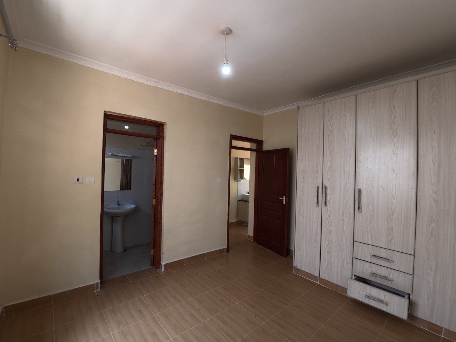 Property - Image 16