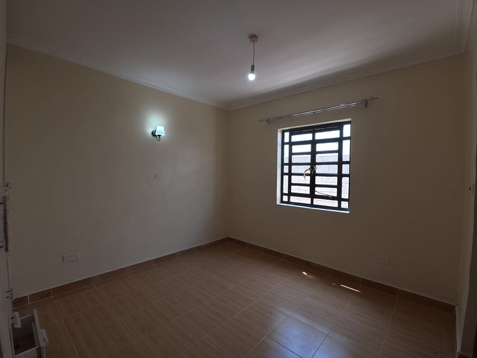 Property - Image 17