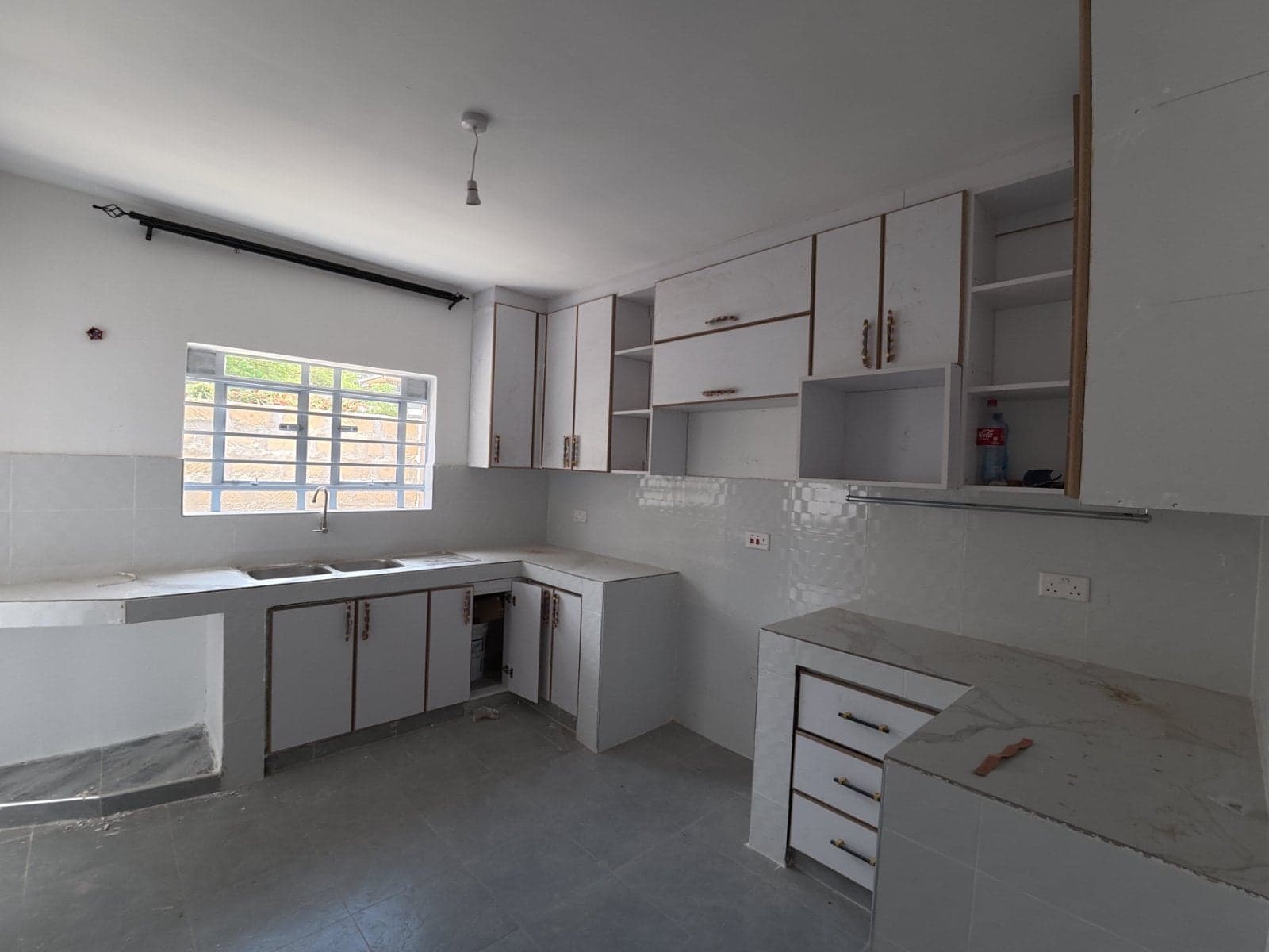 Property - Image 9