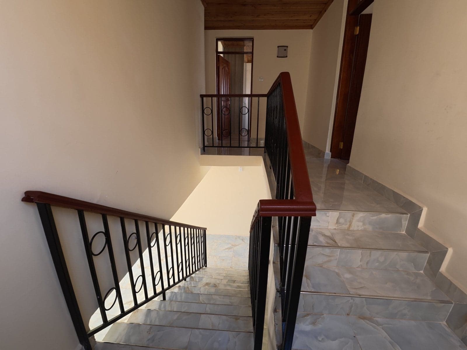 Property - Image 9