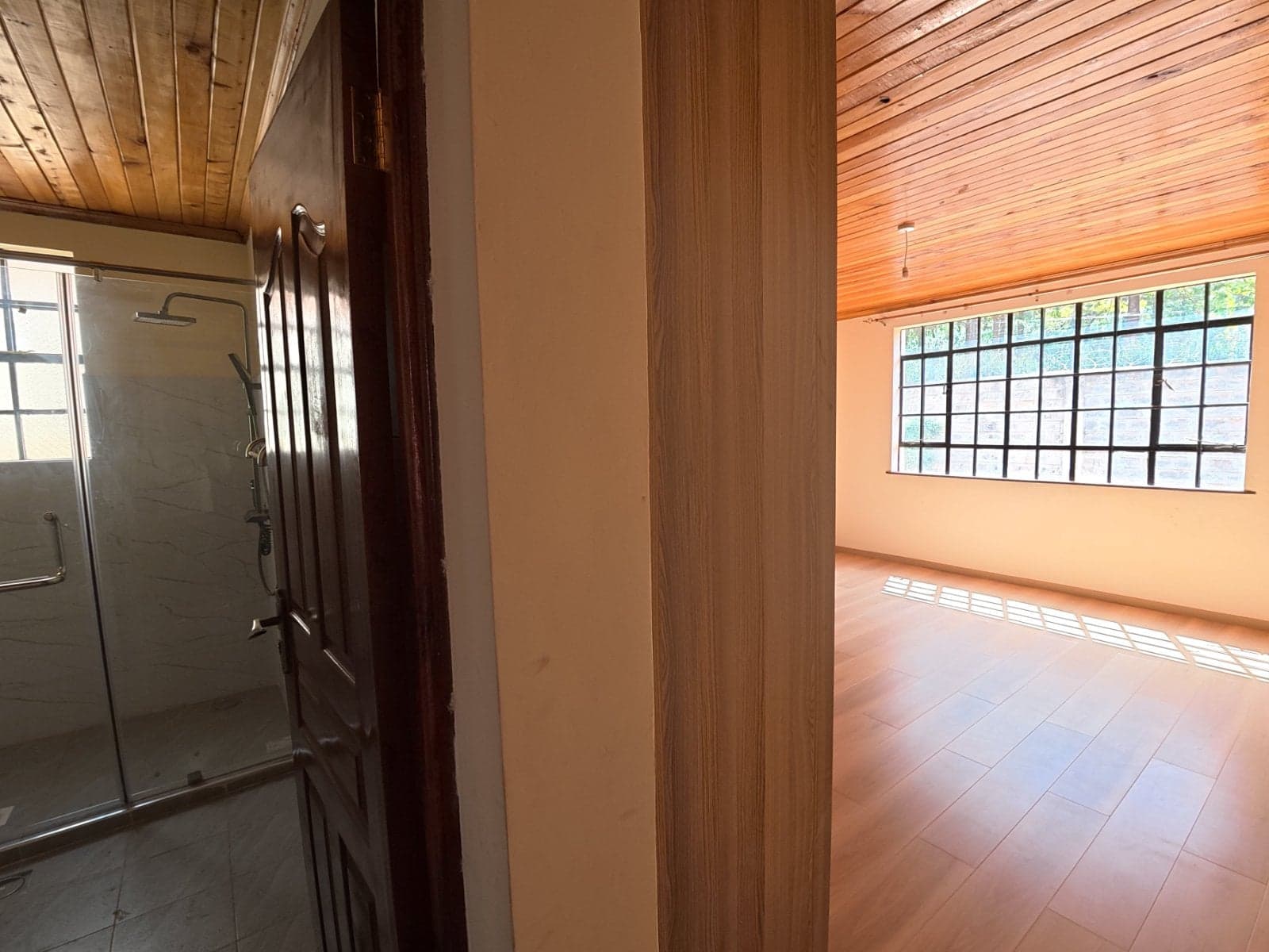 Property - Image 8