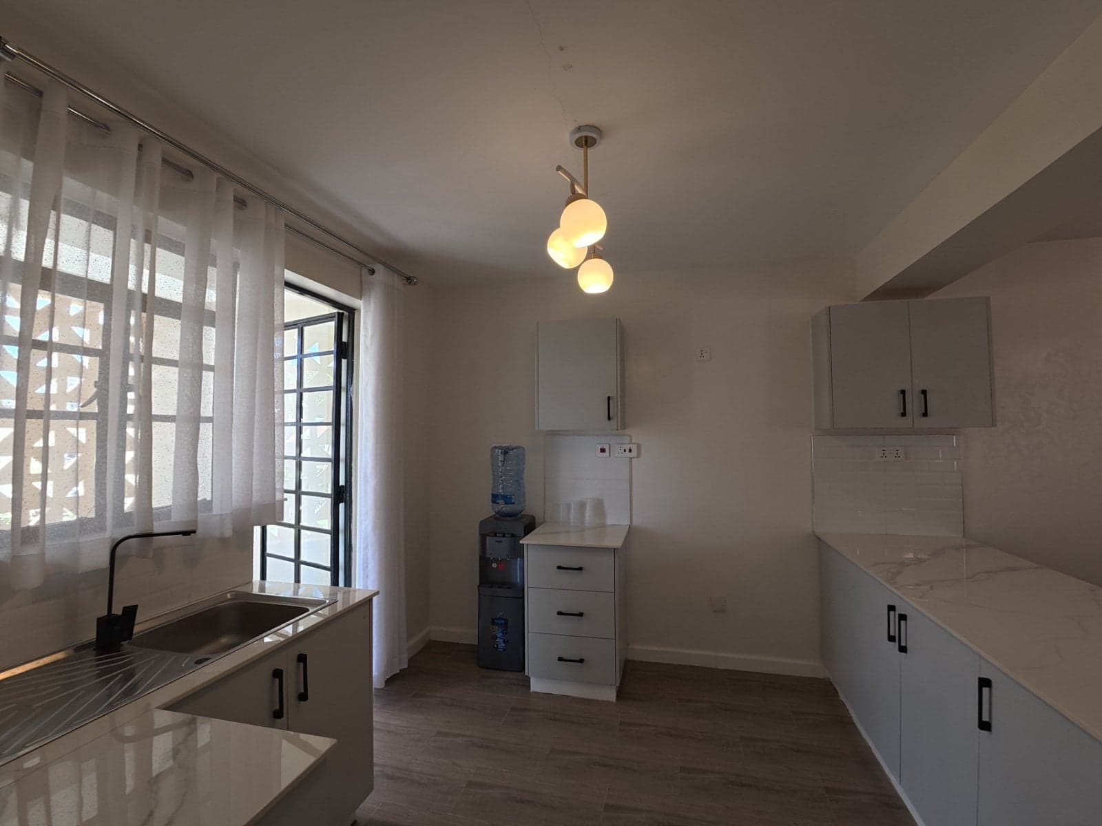 Property - Image 3