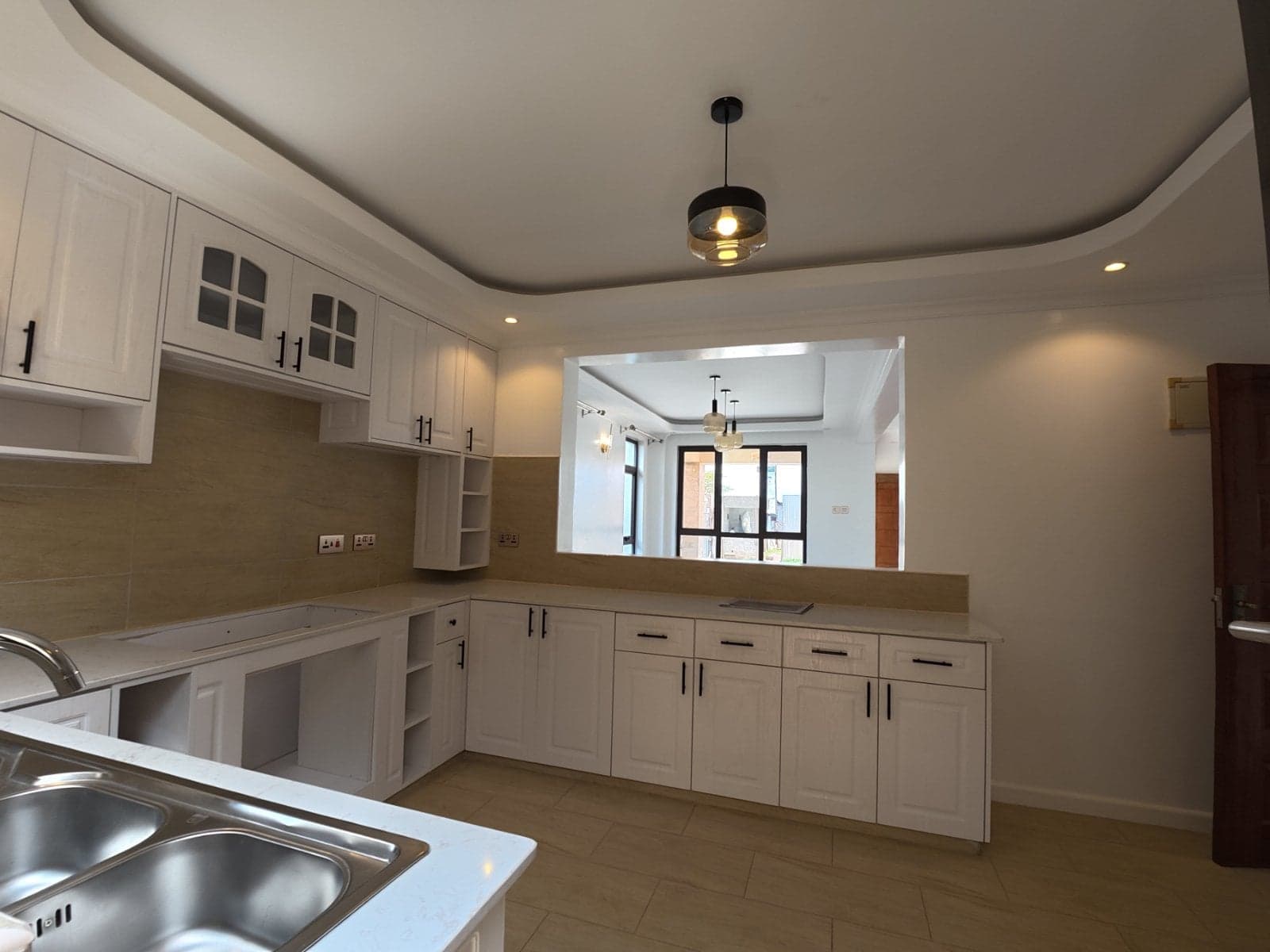 Property - Image 14