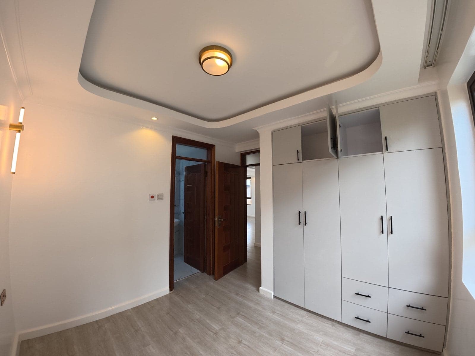 Property - Image 24