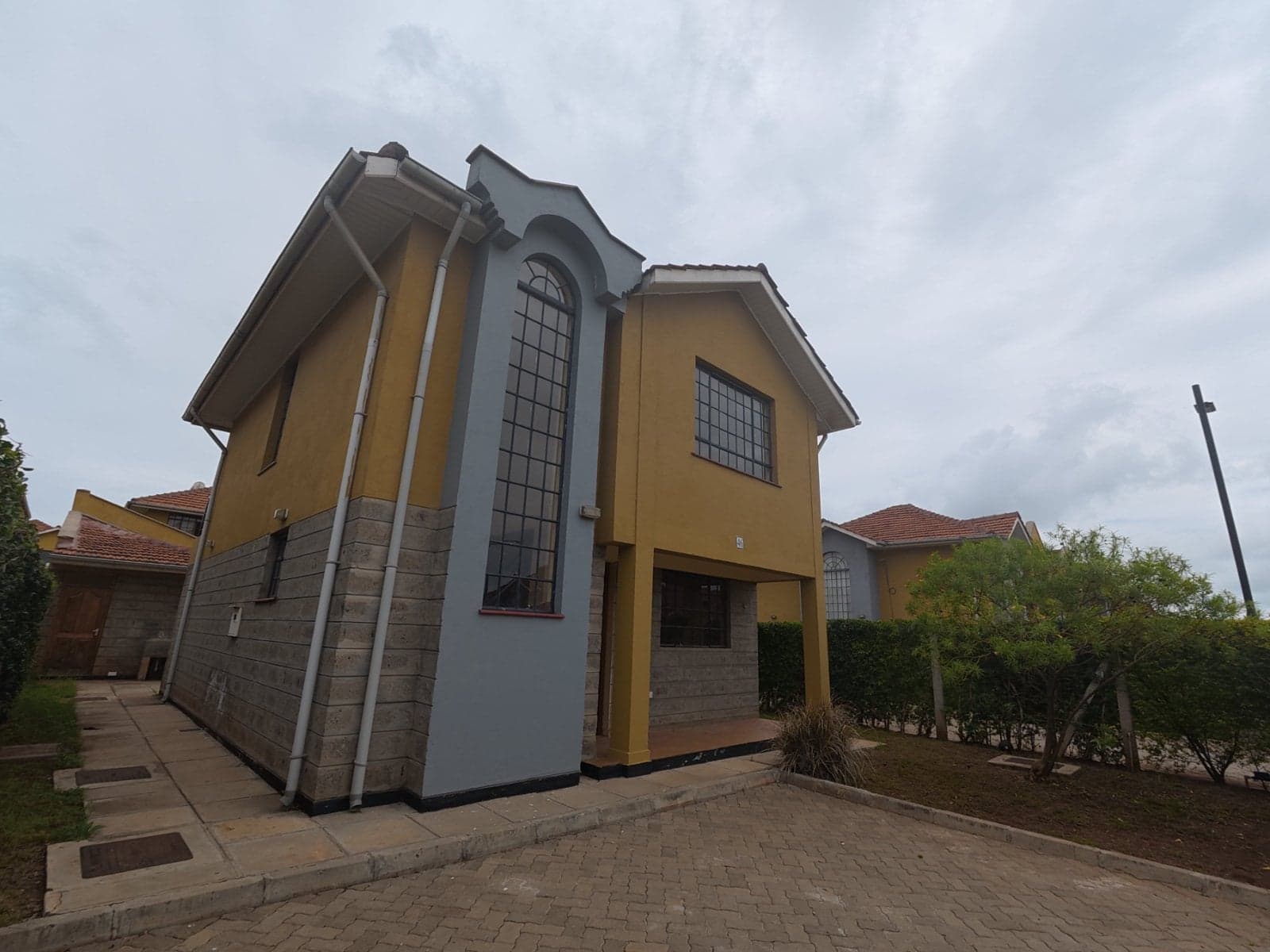 Property - Image 2