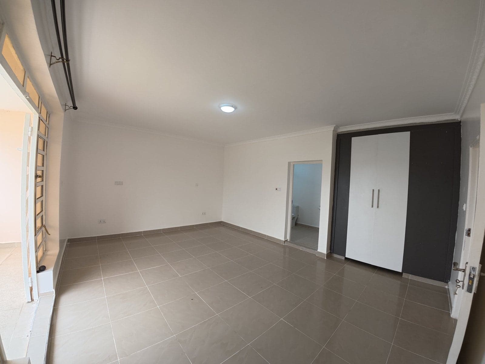 Property - Image 20