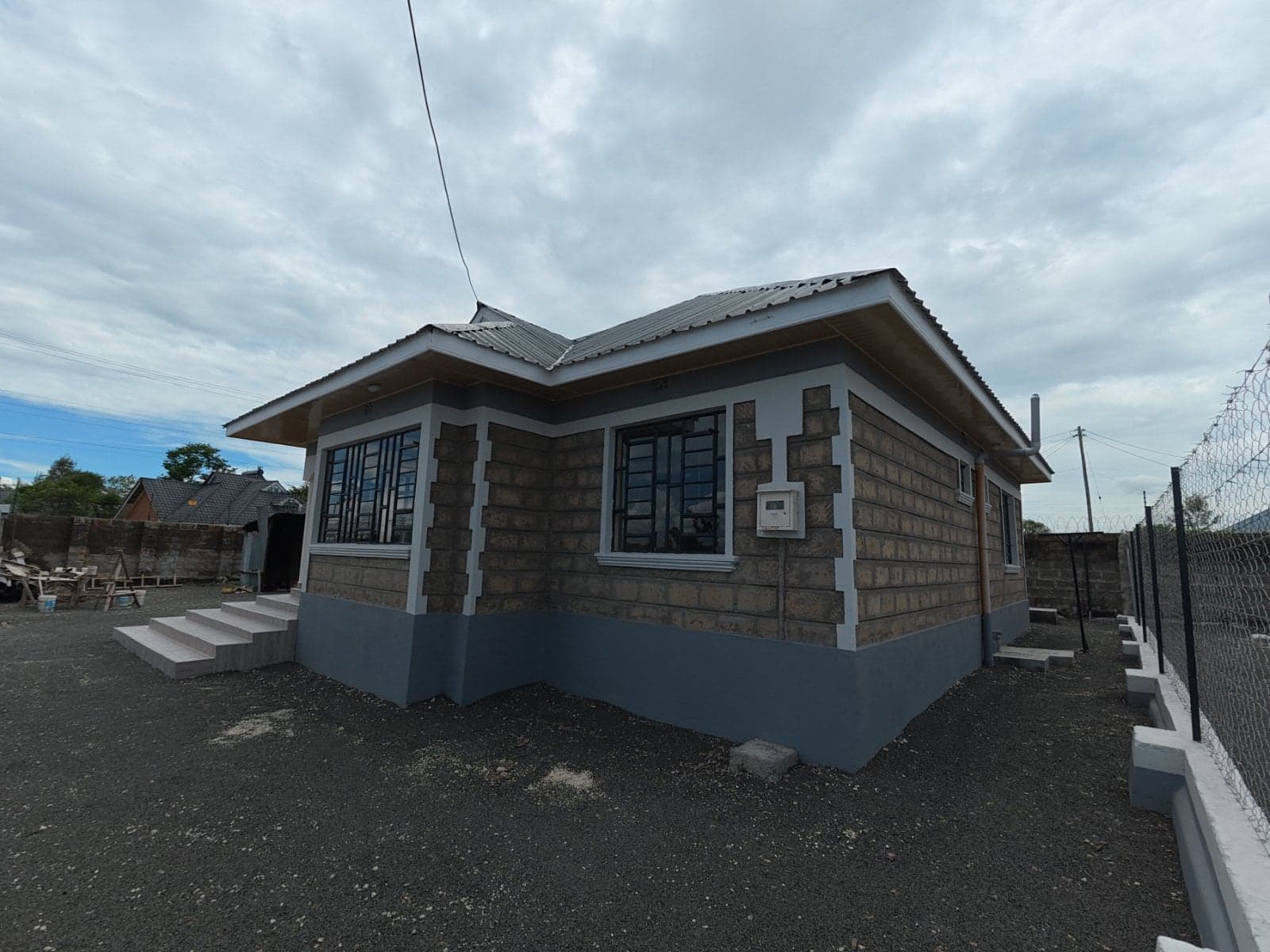 Property - Image 2