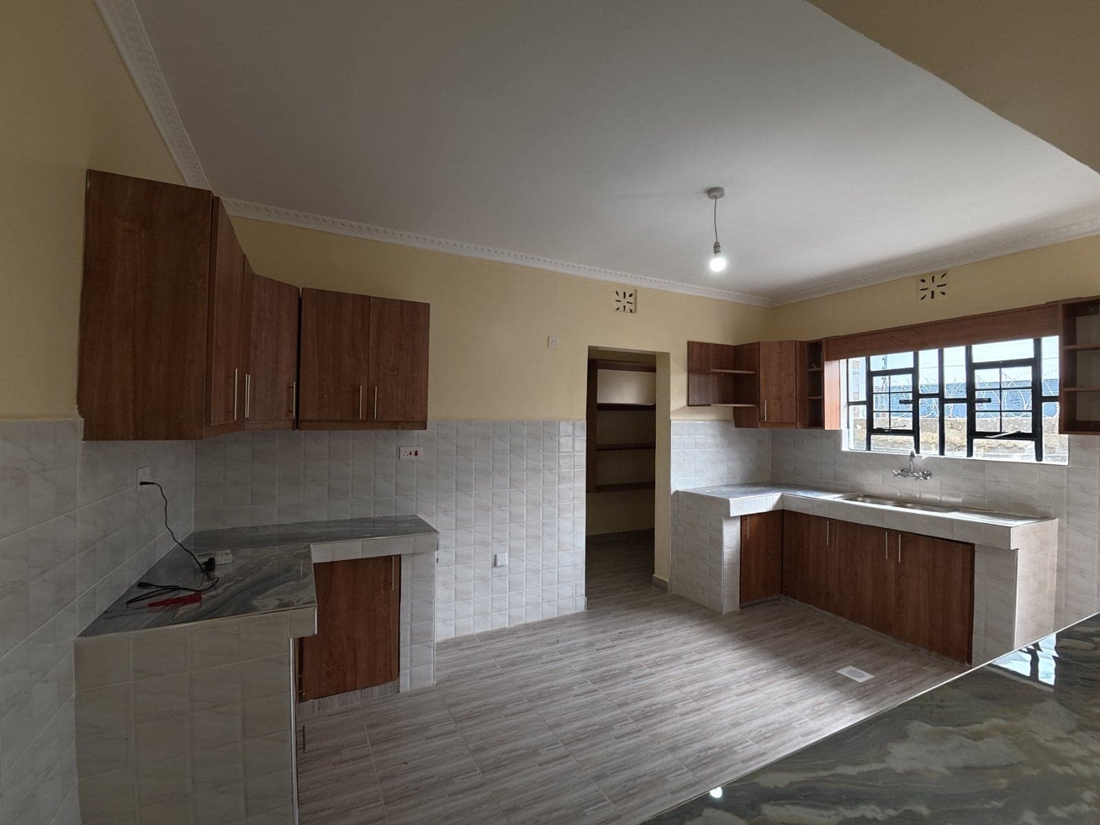 Property - Image 5