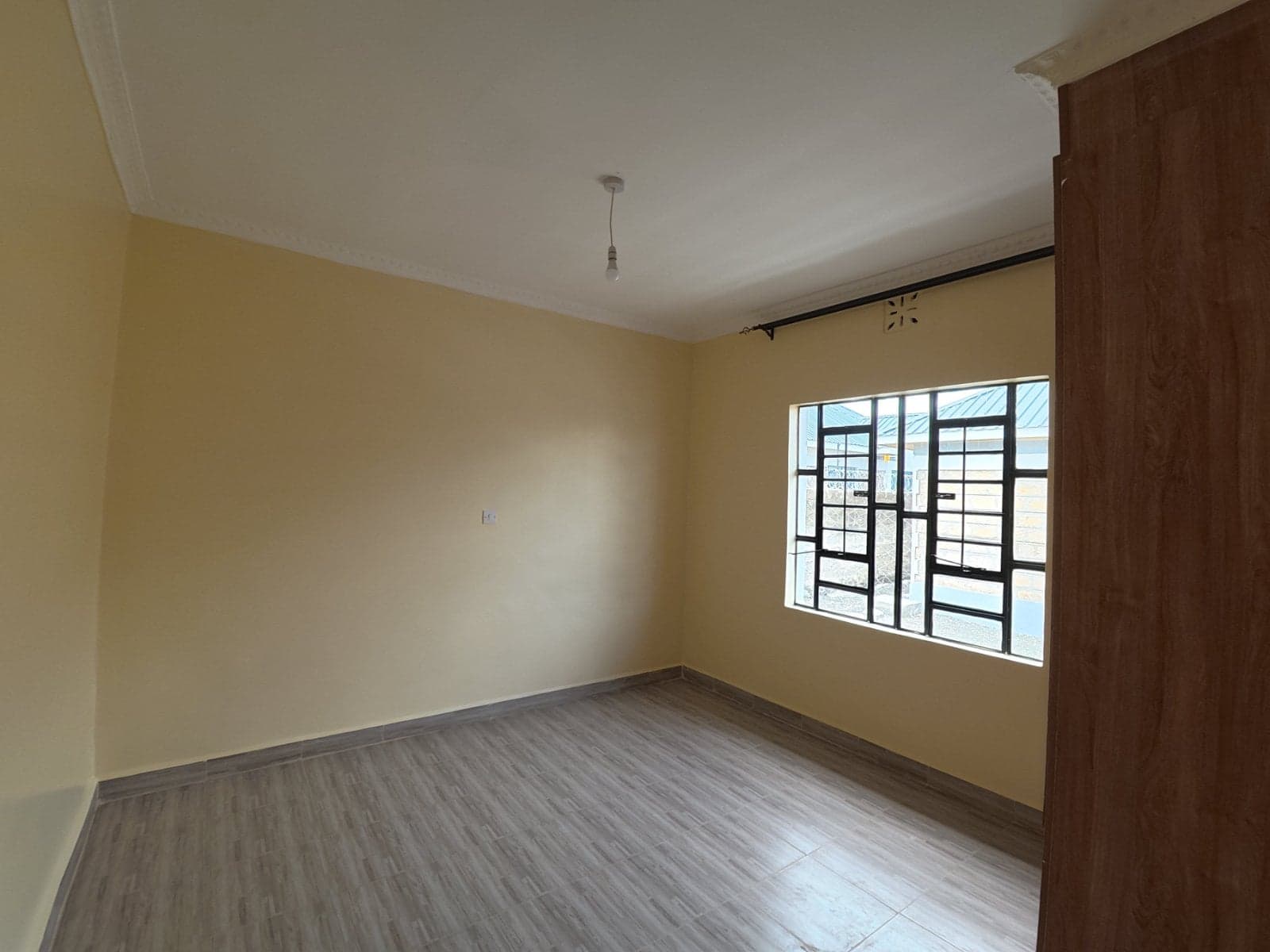 Property - Image 10