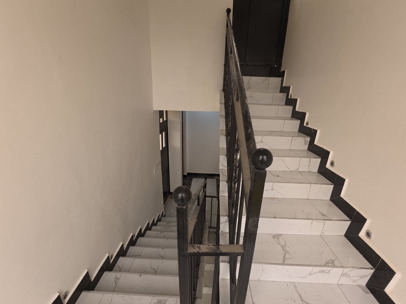 Property - Image 10