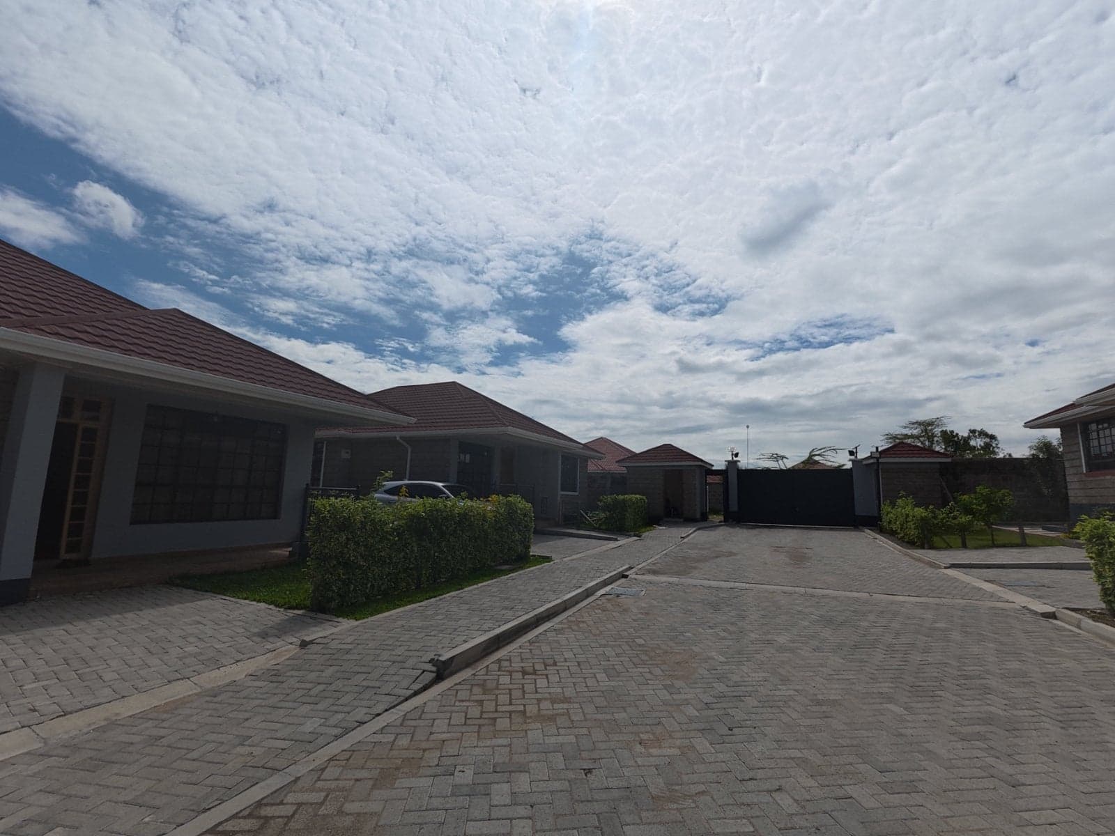 Property - Image 3