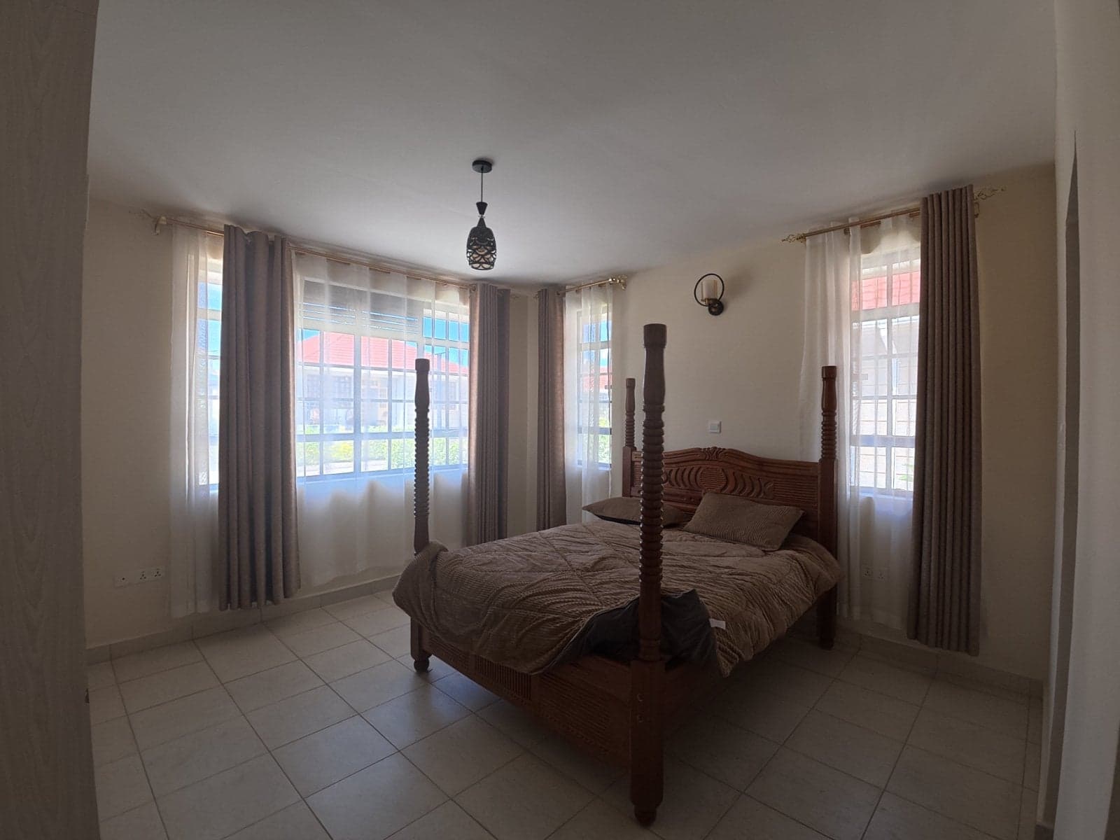 Property - Image 10