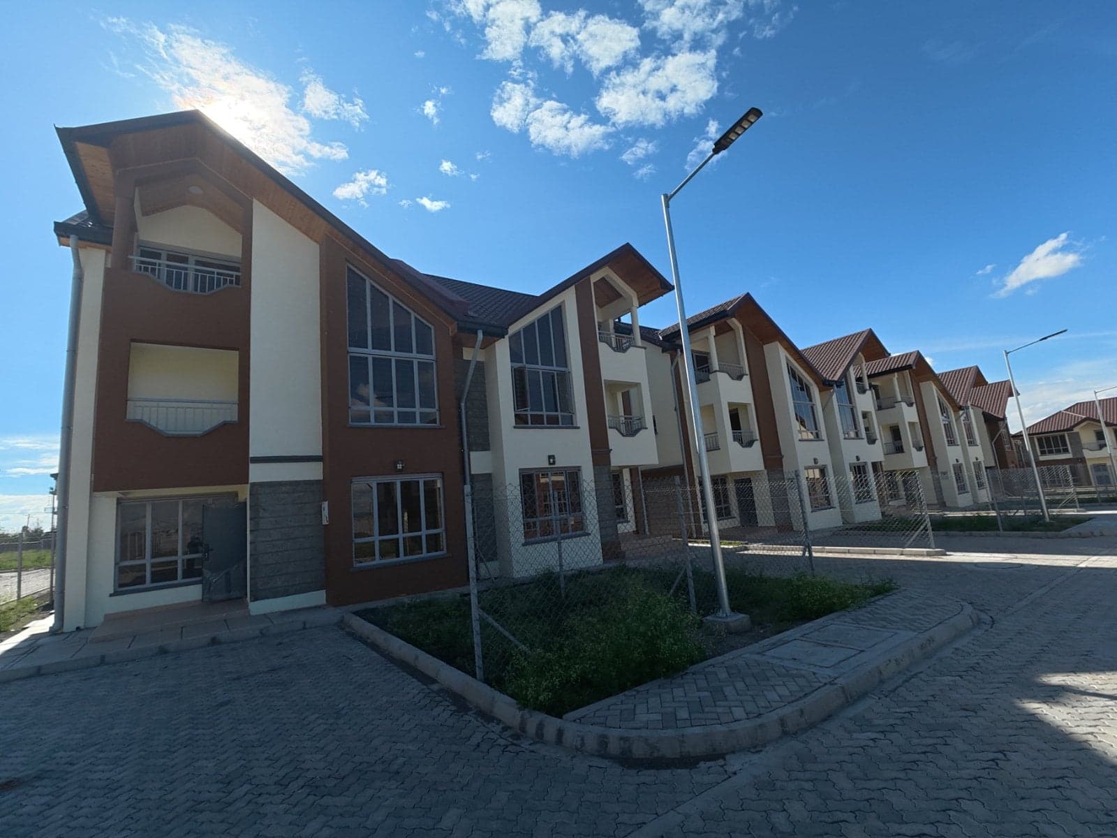 Property - Image 2