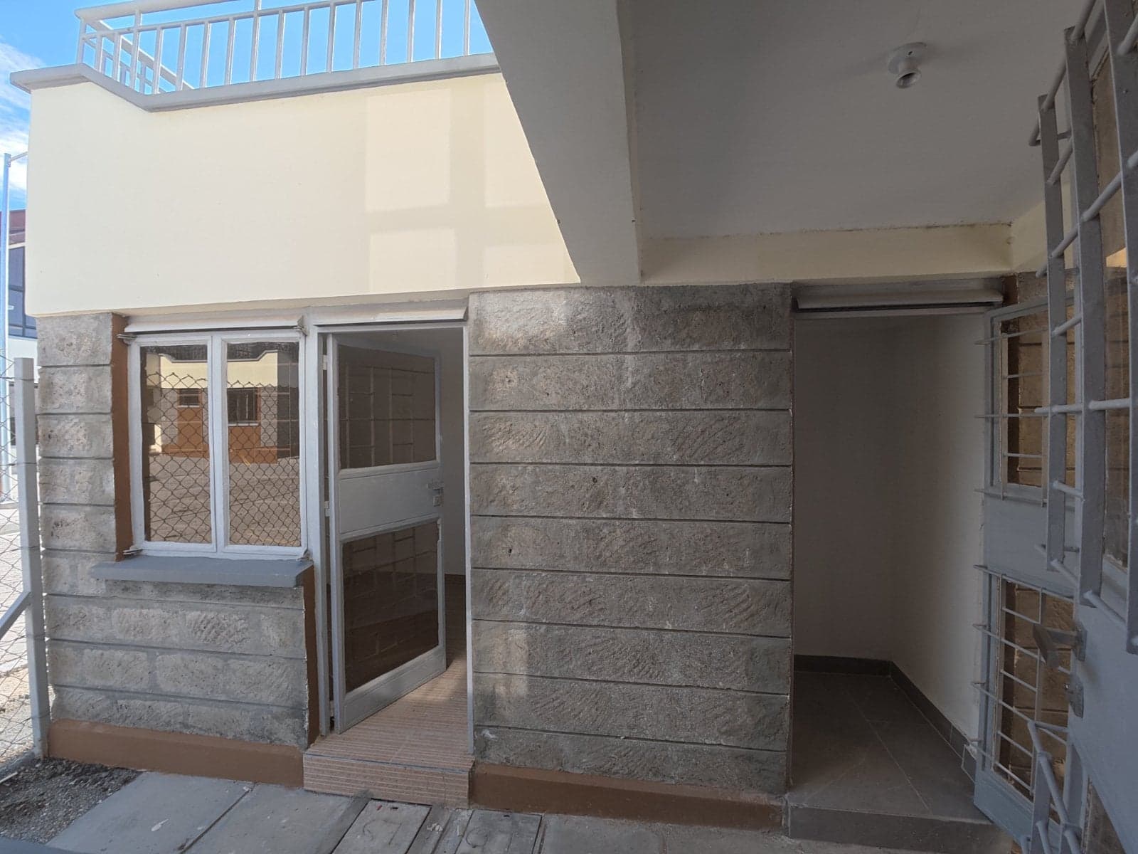 Property - Image 6