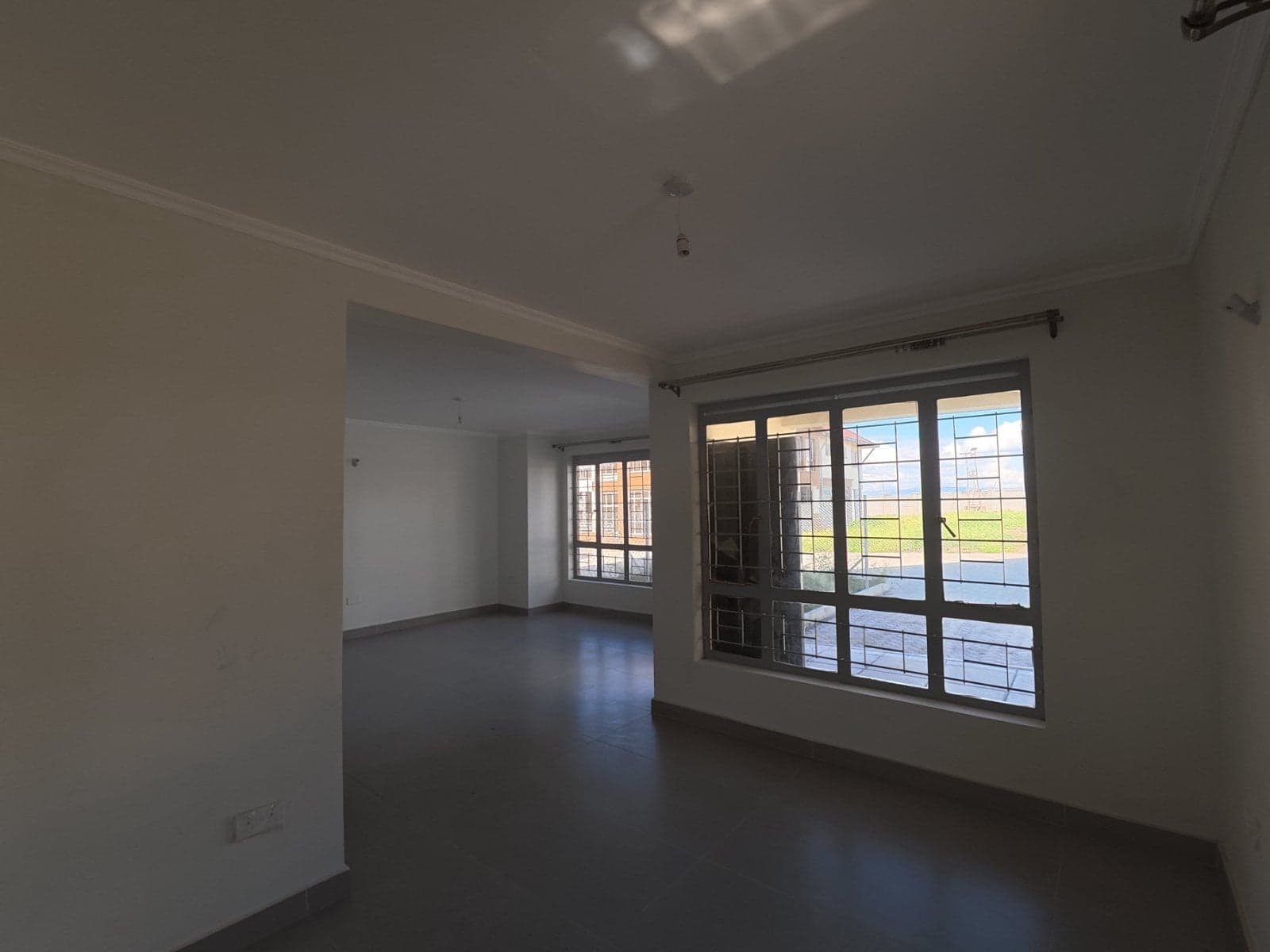 Property - Image 10