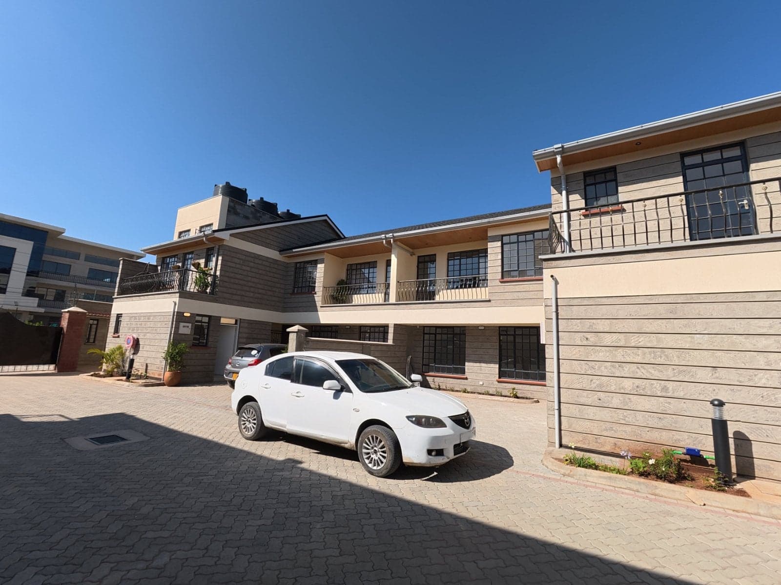 Property - Image 3