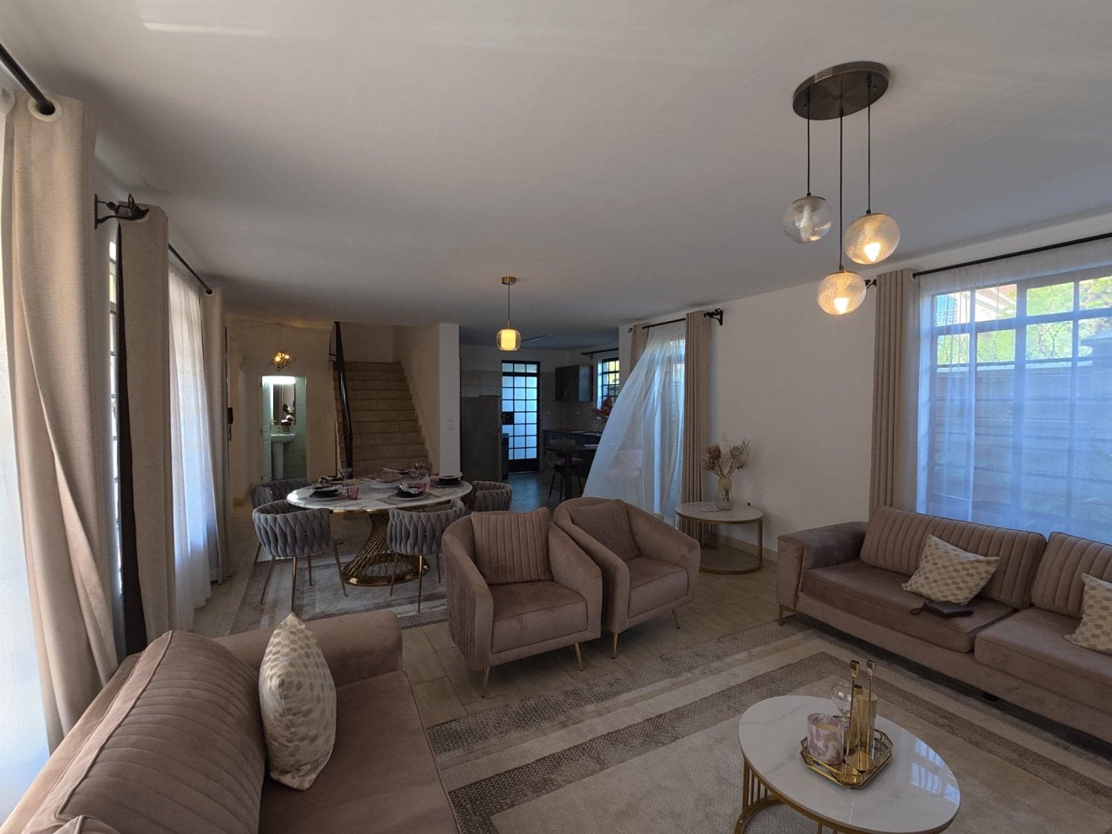 Property - Image 8