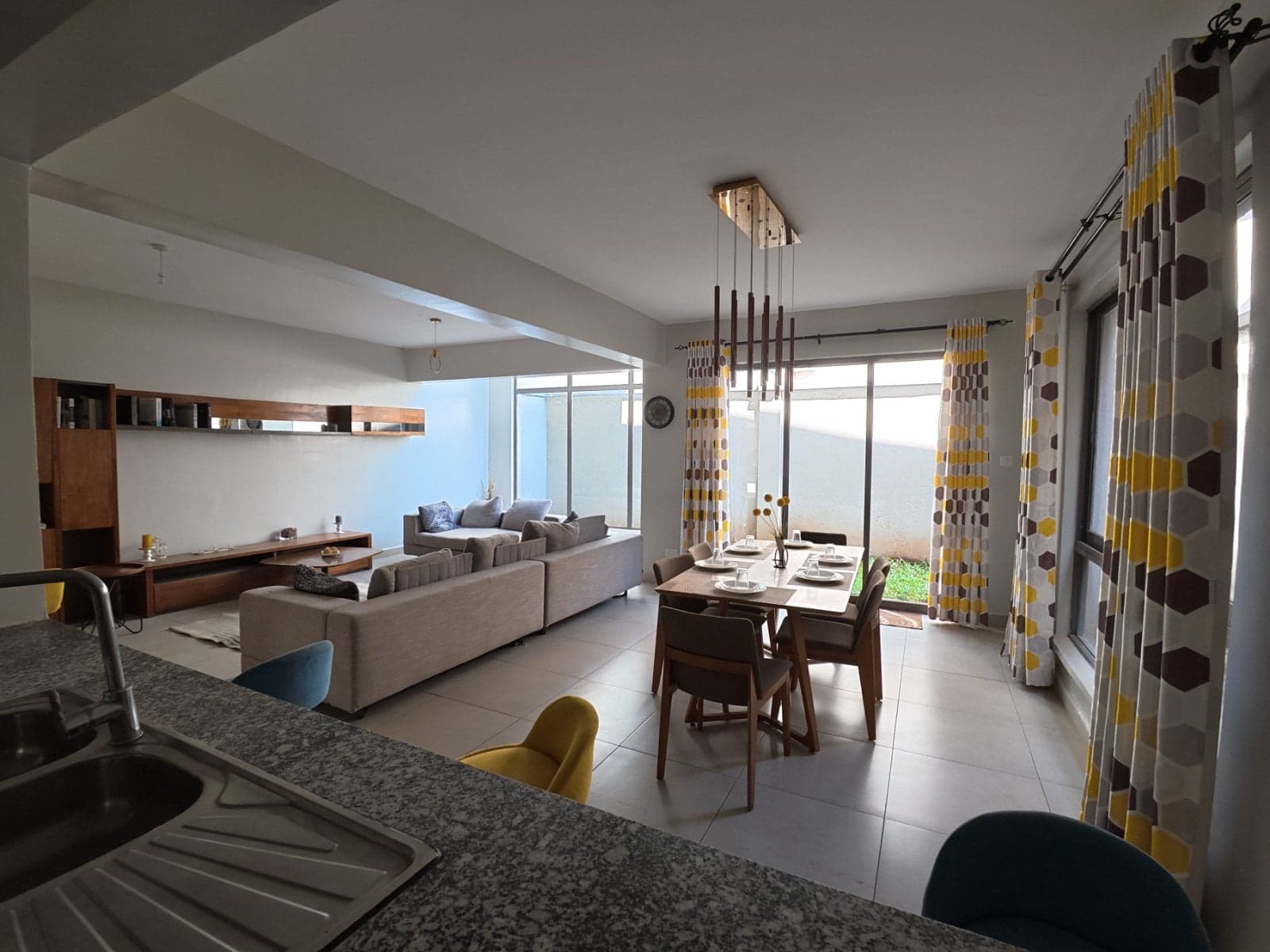 Property - Image 6
