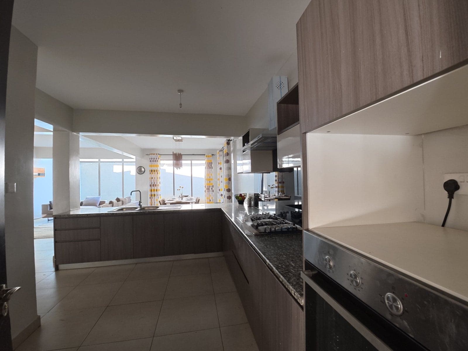 Property - Image 10