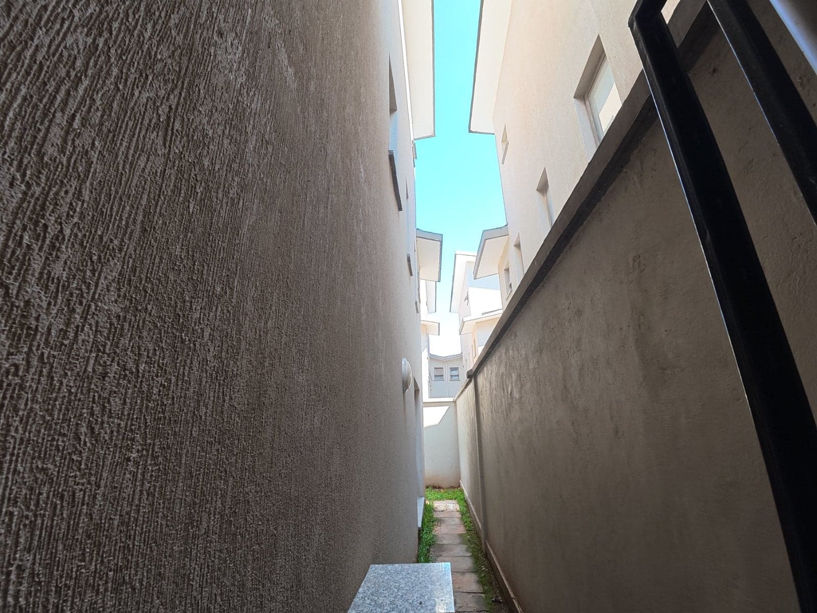Property - Image 3