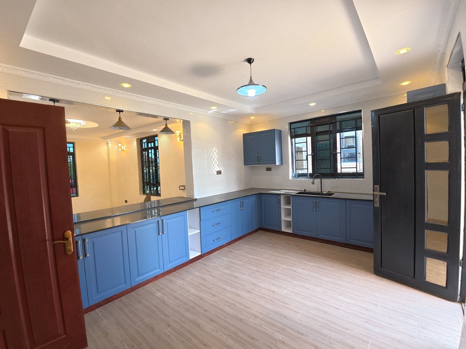 Property - Image 9