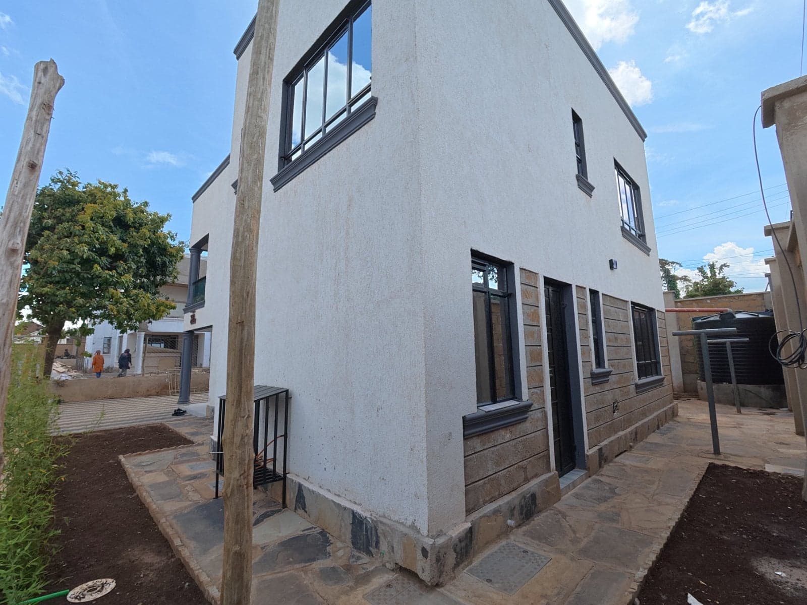 Property - Image 6