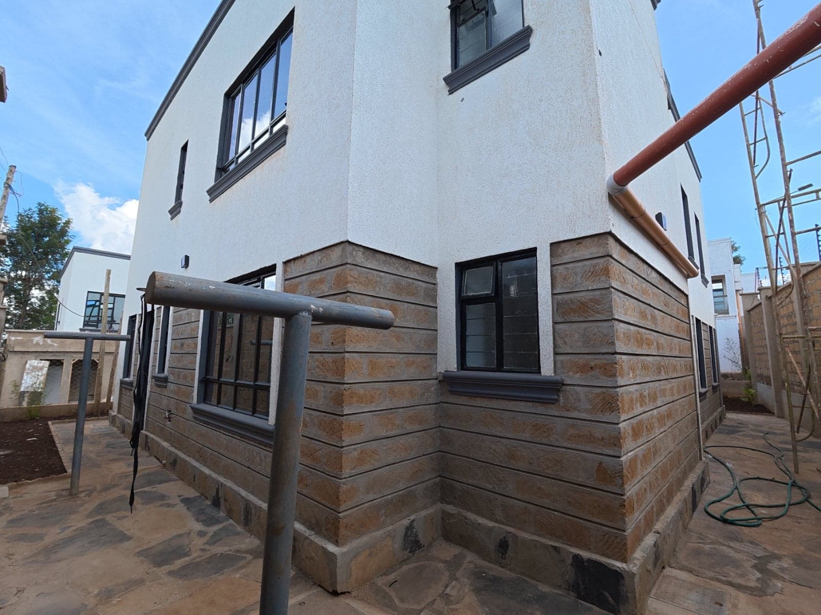 Property - Image 7