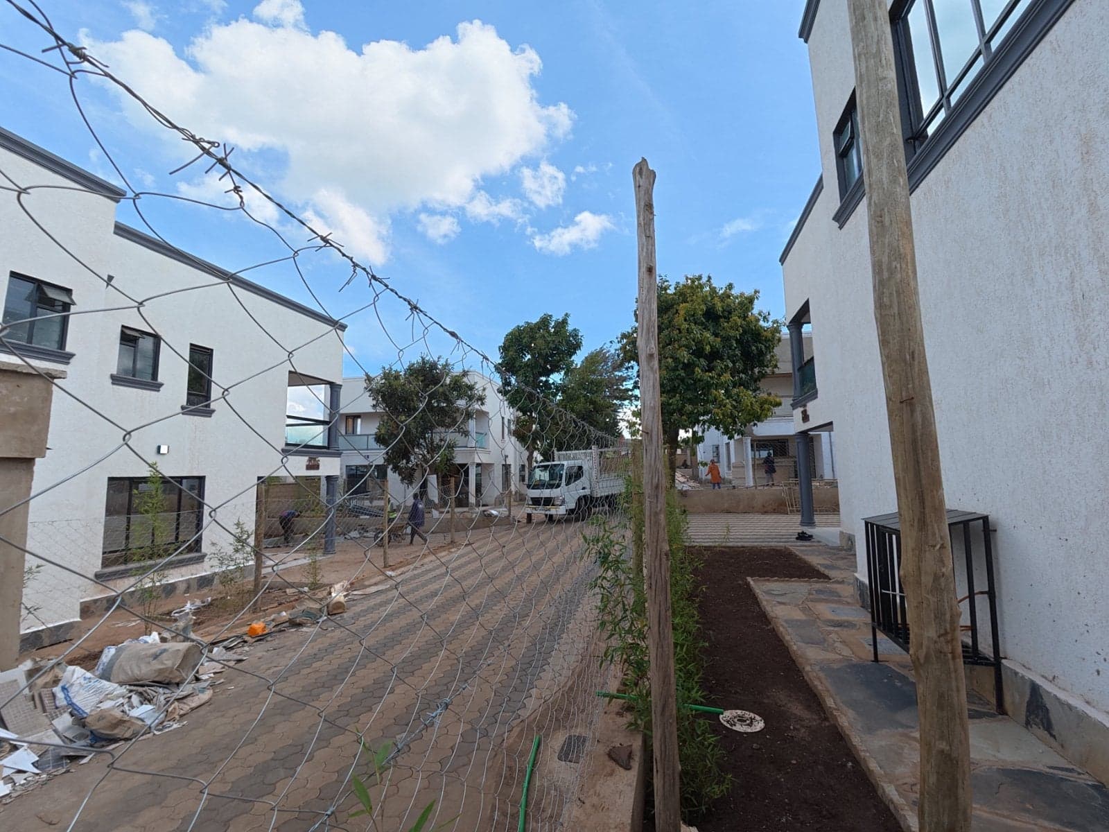 Property - Image 4