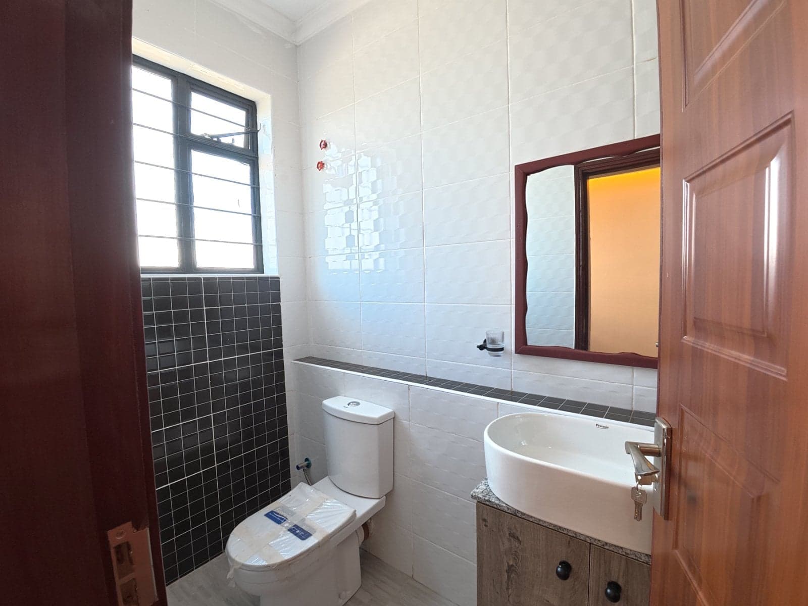 Property - Image 16
