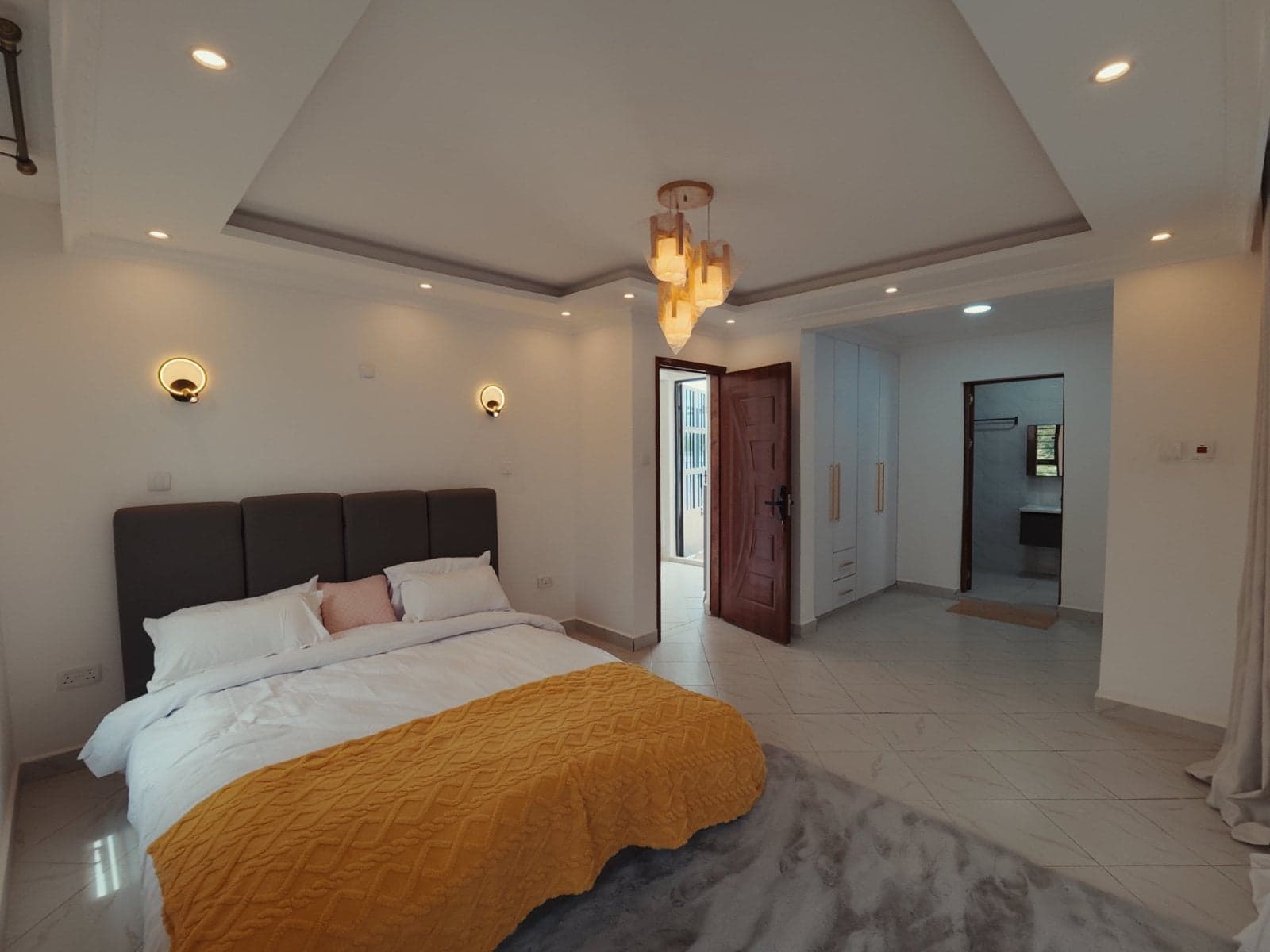 Property - Image 8