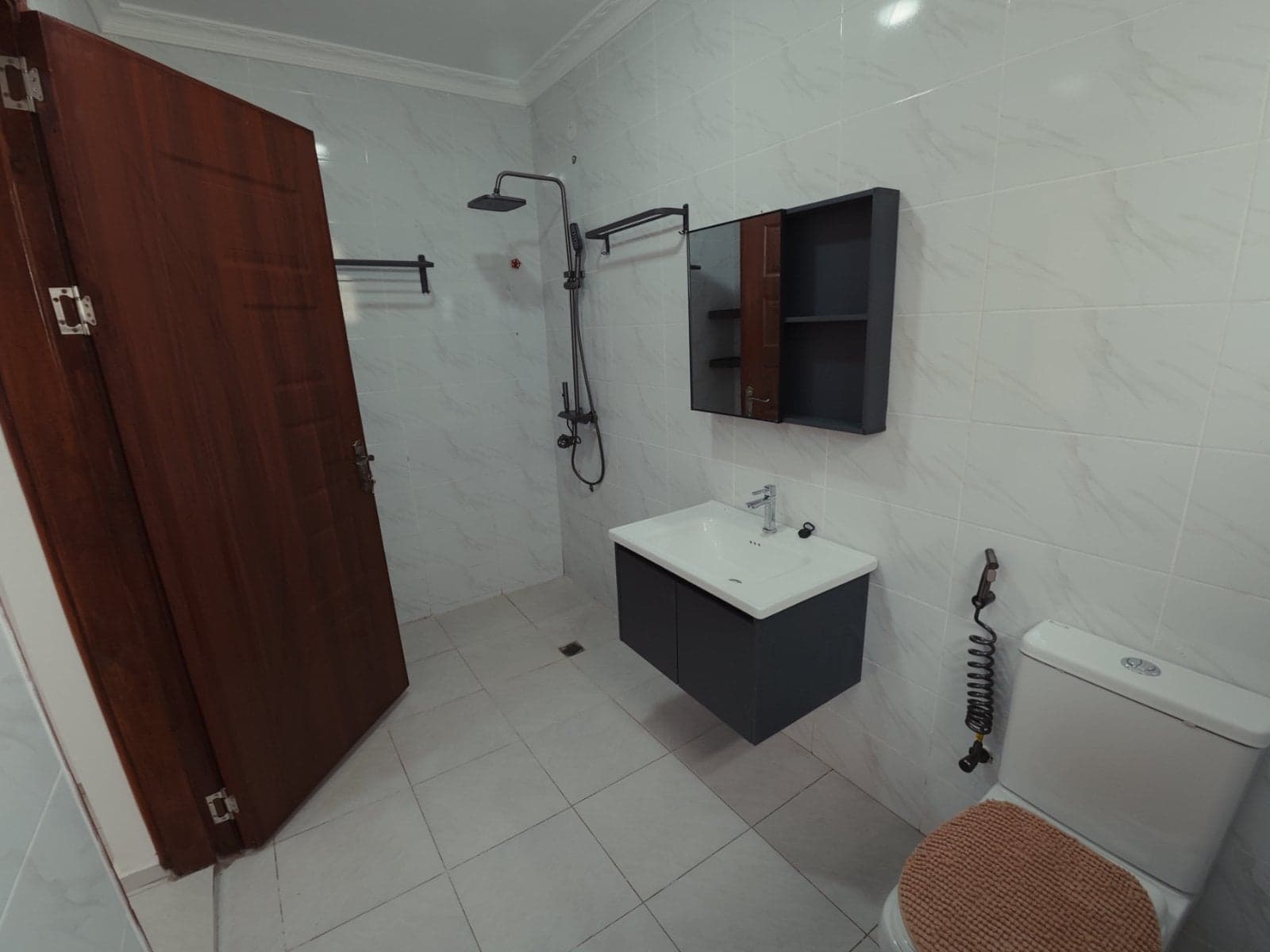Property - Image 17