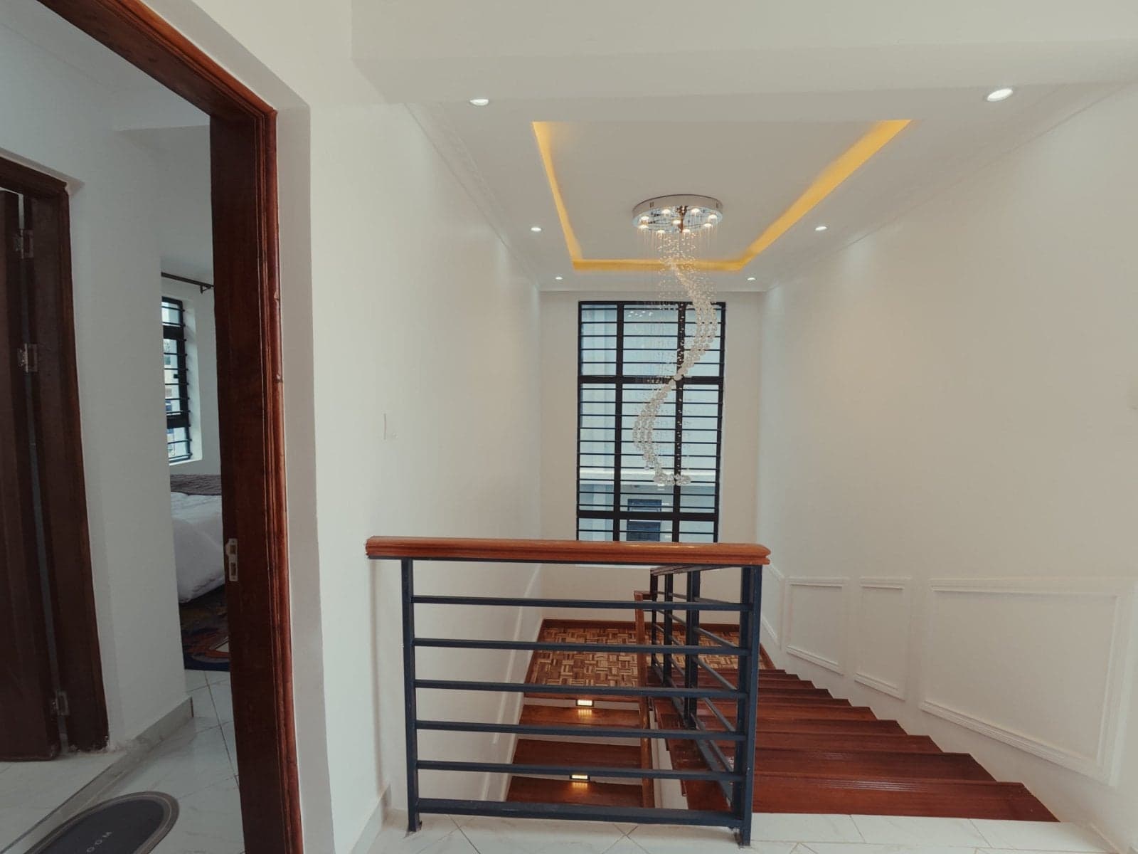 Property - Image 10