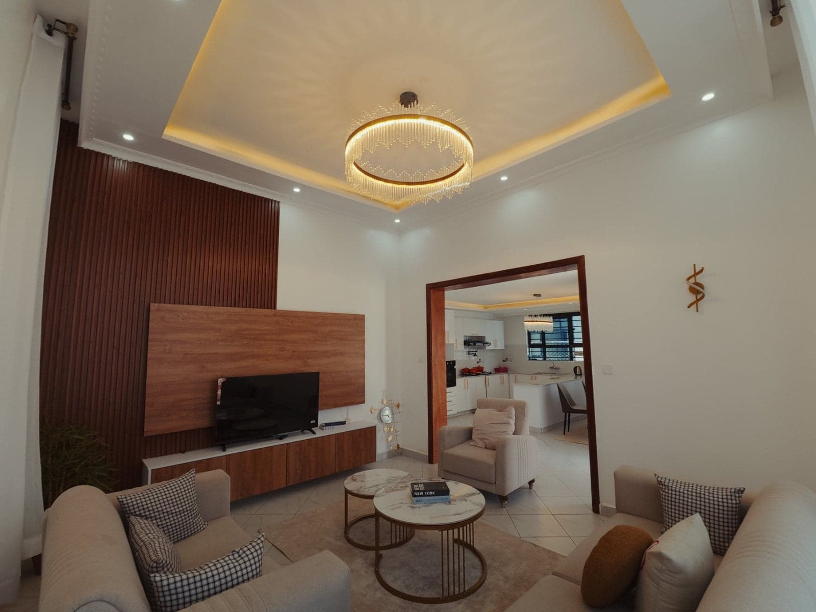 Property - Image 4