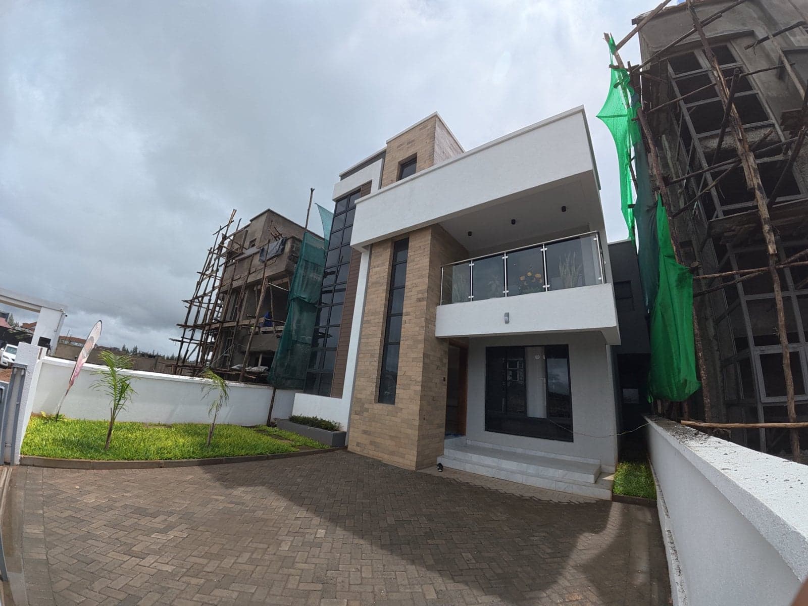Property - Image 6