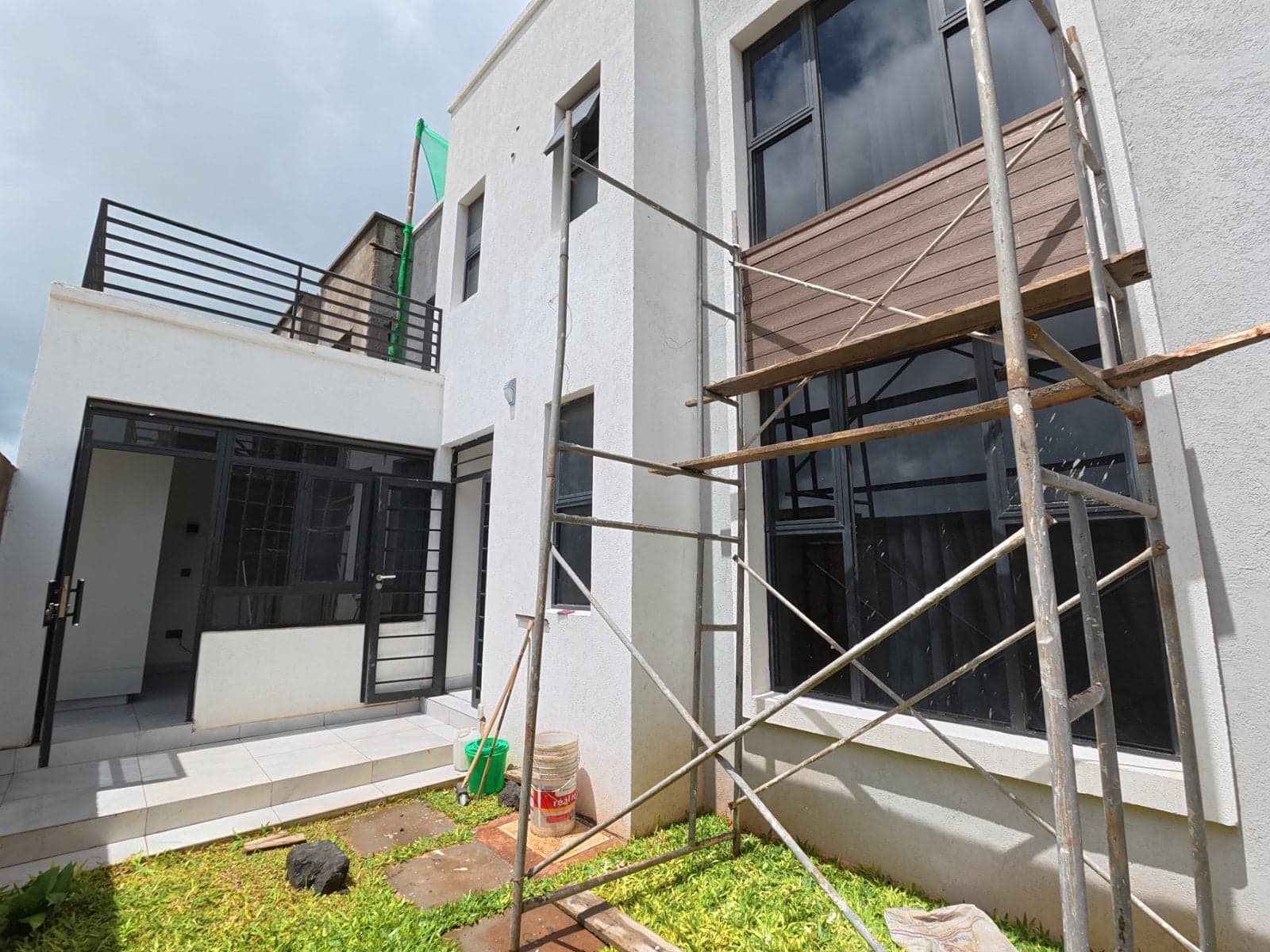 Property - Image 7