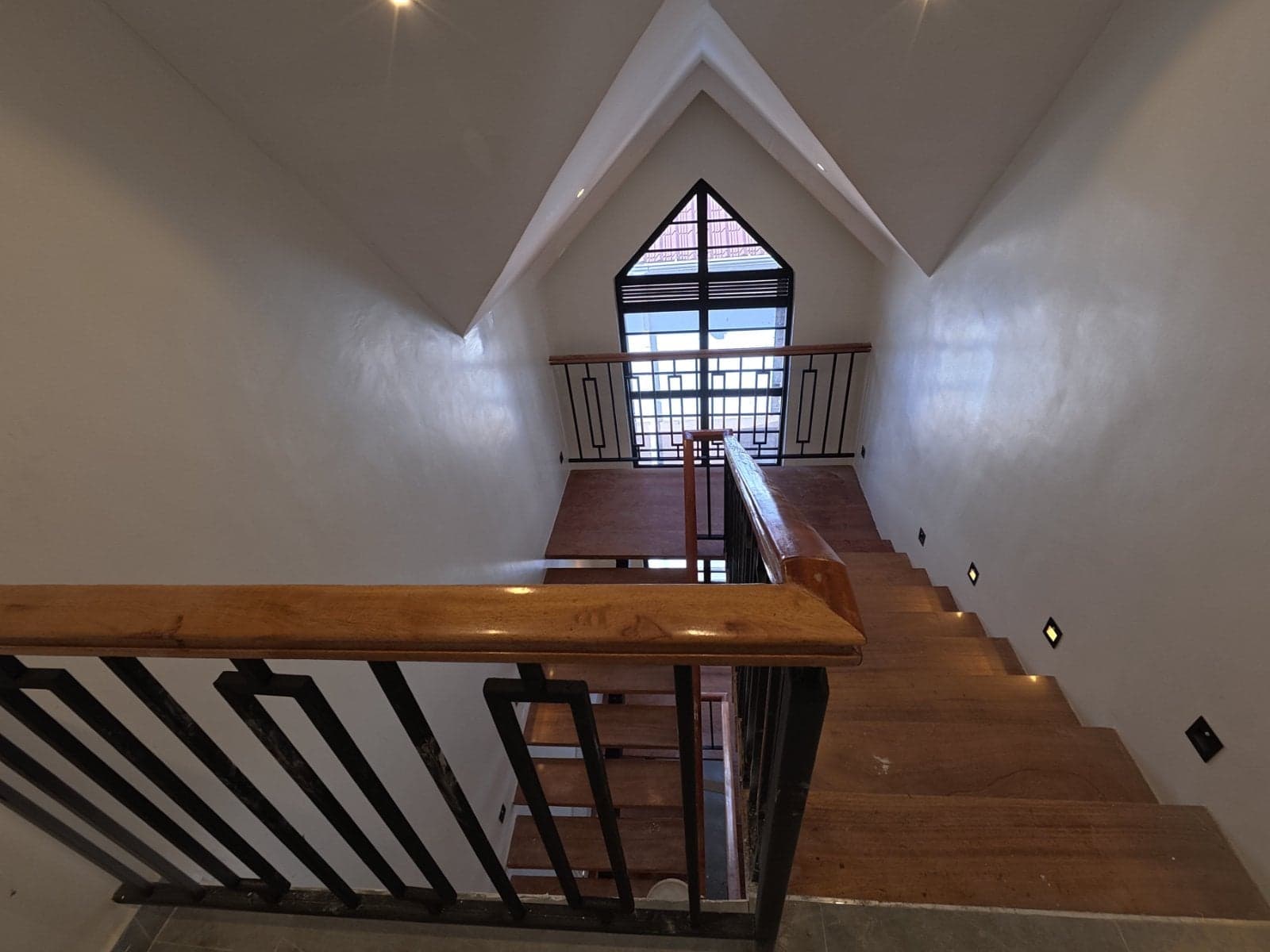 Property - Image 12