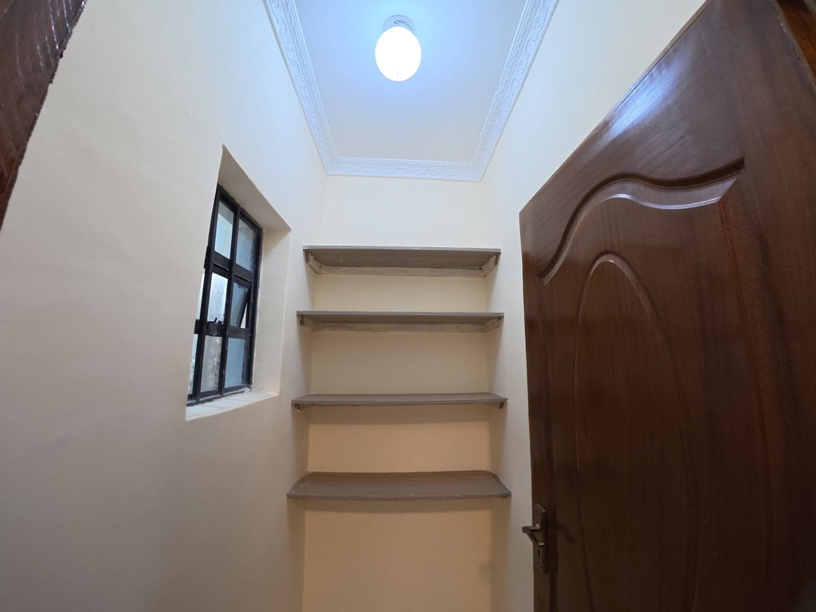 Property - Image 11