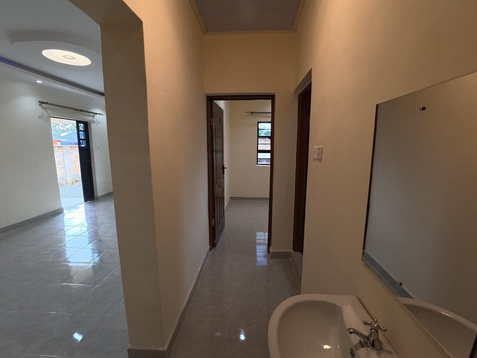 Property - Image 20