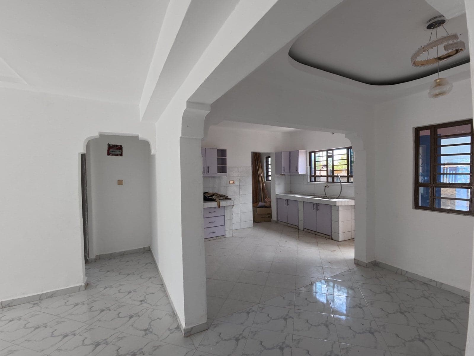 Property - Image 8