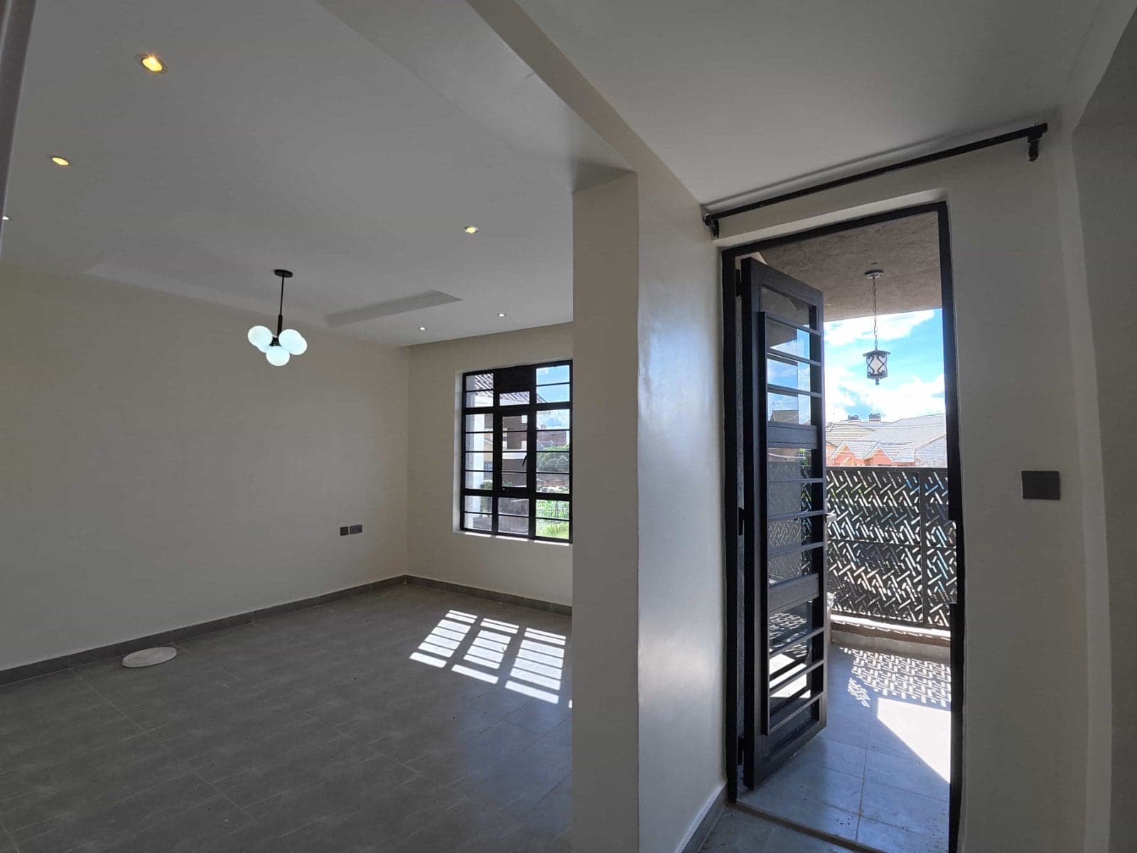 Property - Image 13